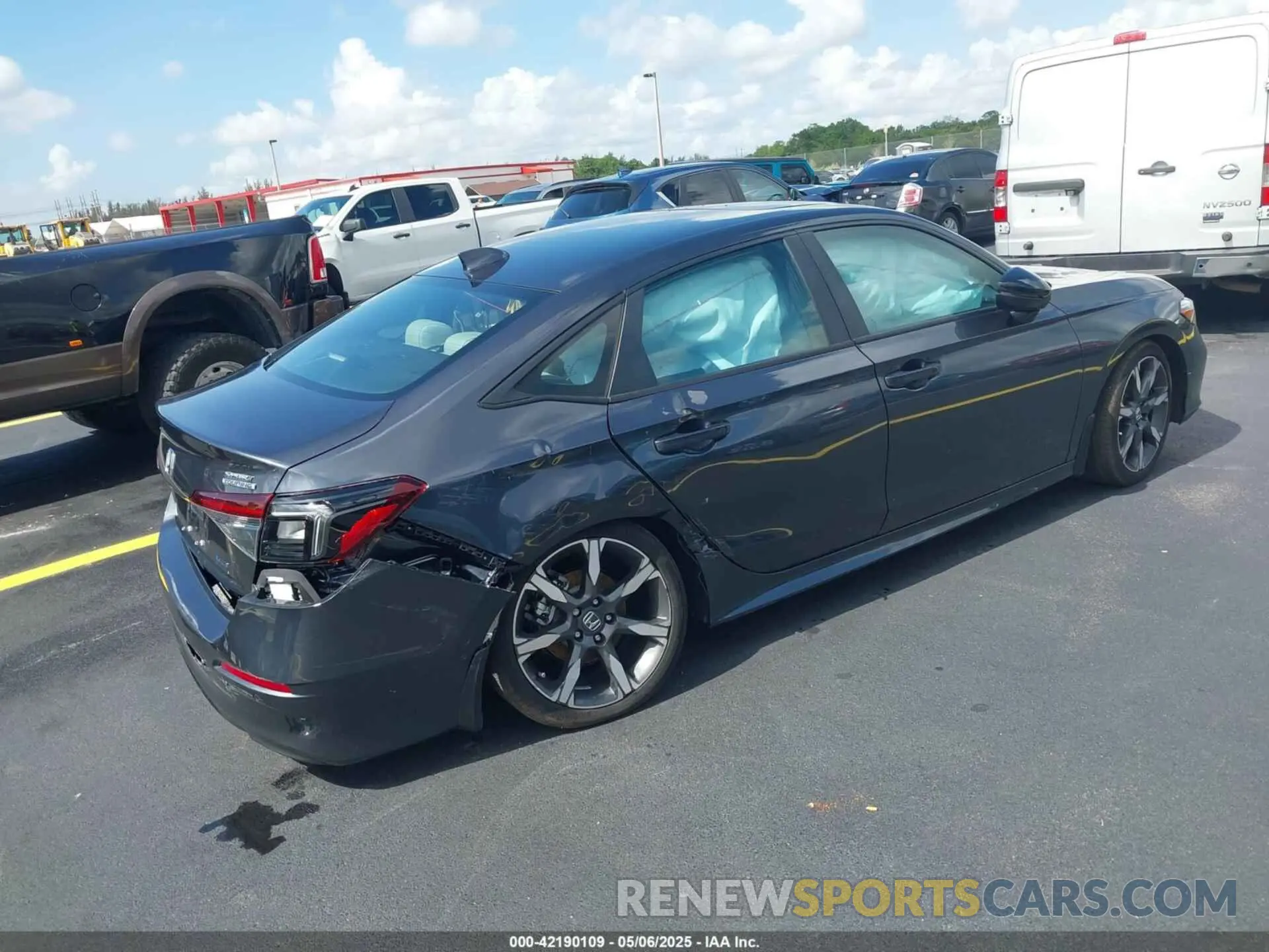 4 Photograph of a damaged car 2HGFE4F85SH330507 HONDA CIVIC  HYBRID 2025