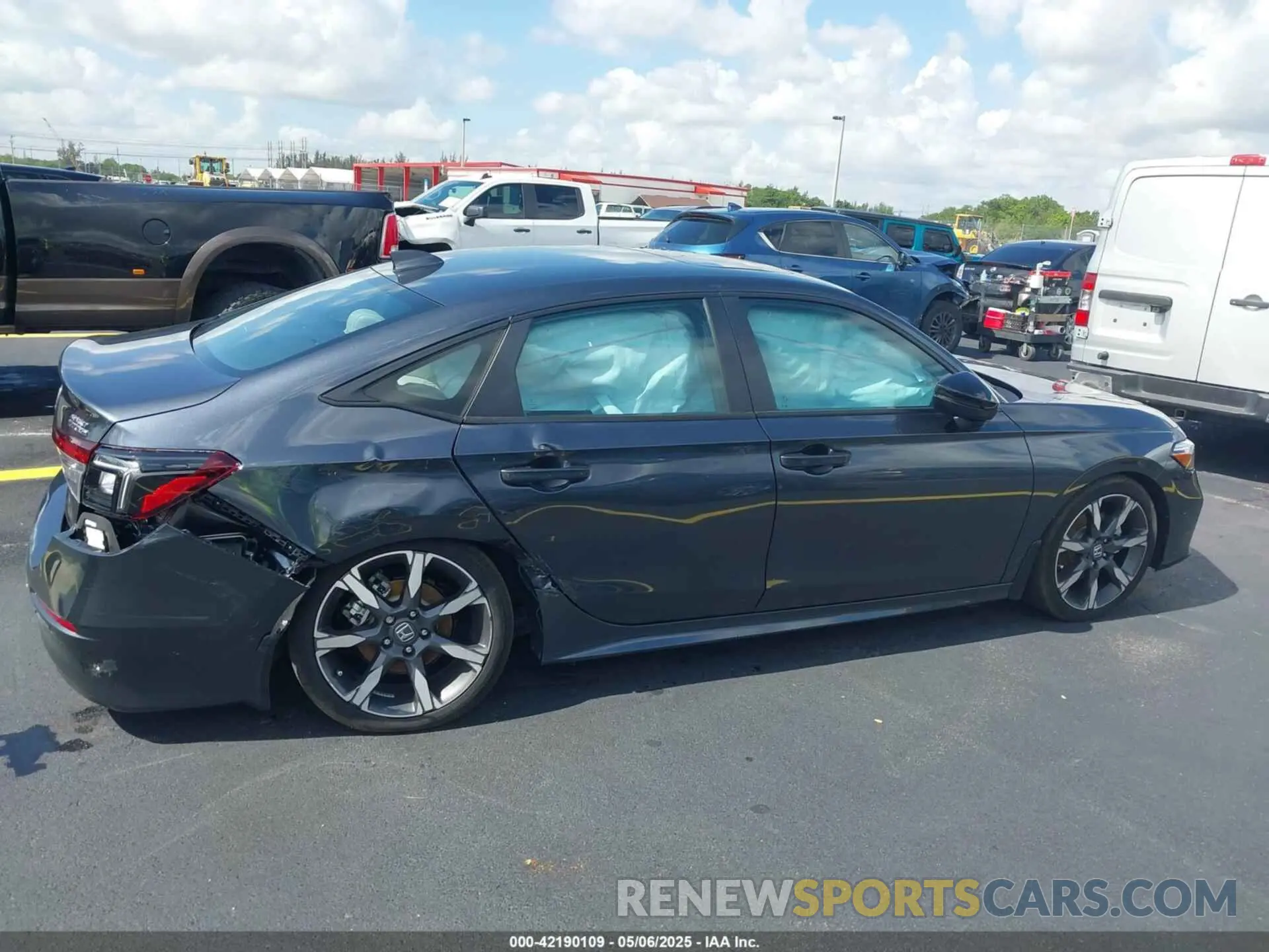 6 Photograph of a damaged car 2HGFE4F85SH330507 HONDA CIVIC  HYBRID 2025