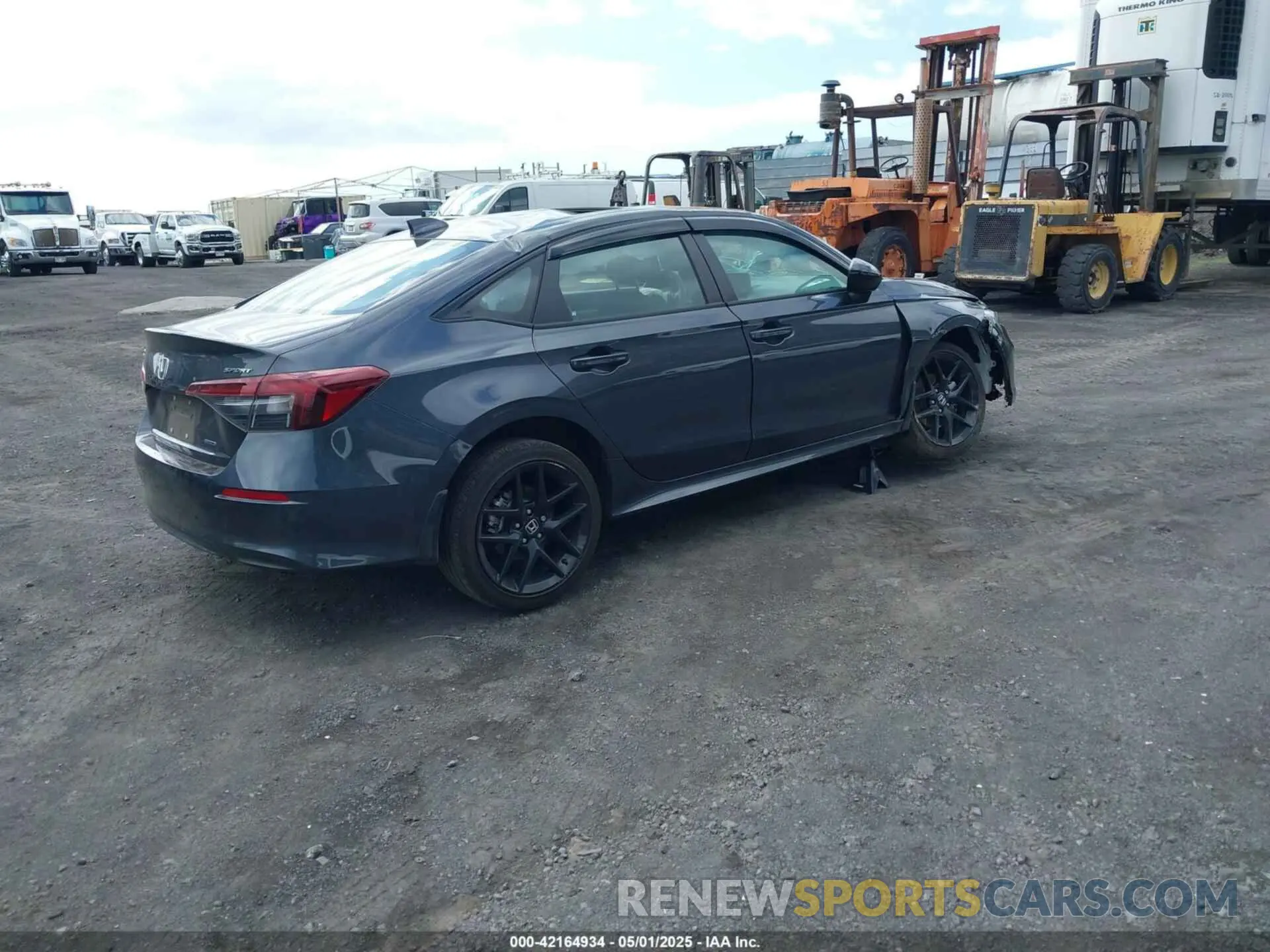 4 Photograph of a damaged car 2HGFE4F86SH302702 HONDA CIVIC  HYBRID 2025
