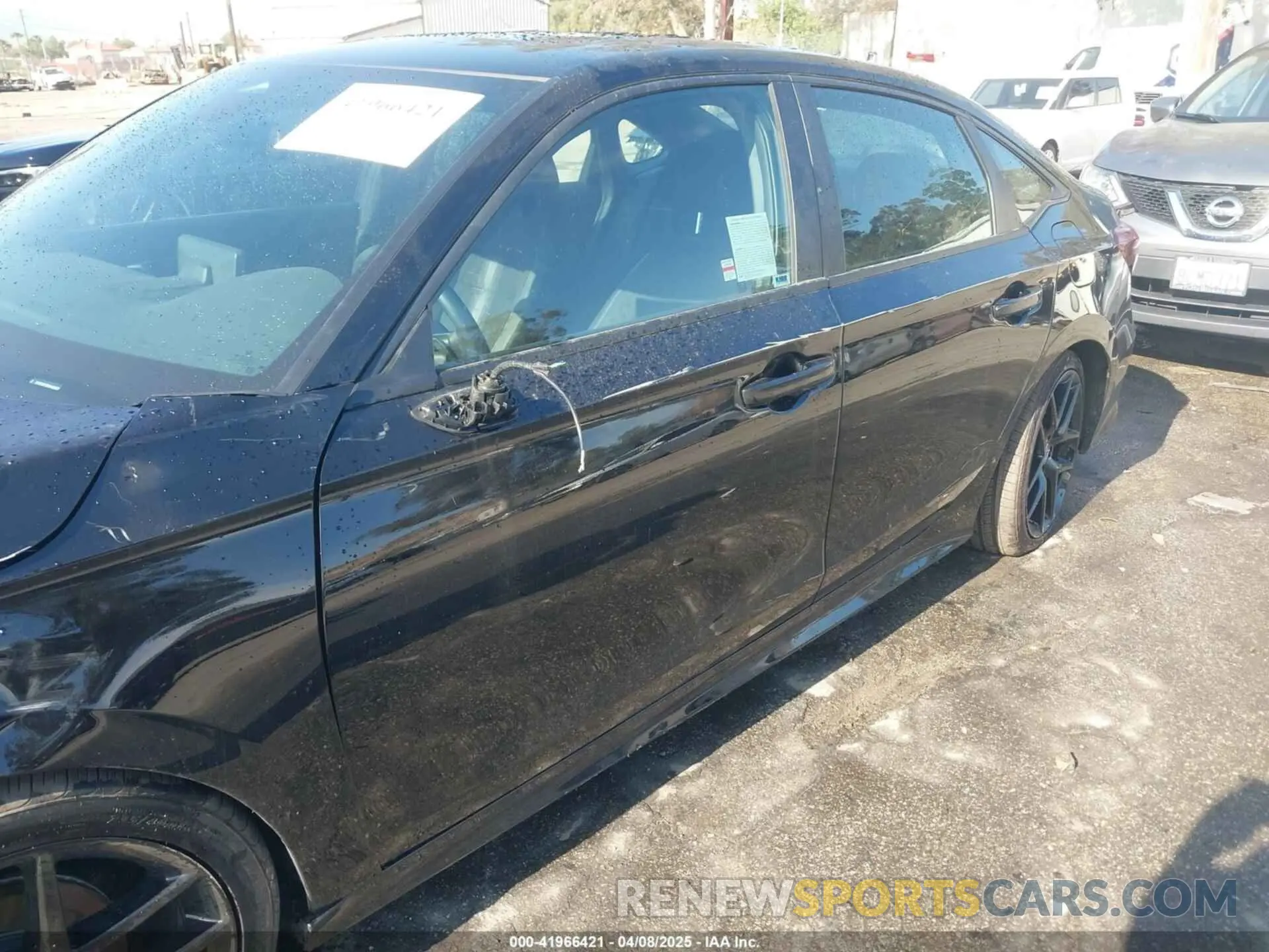 17 Photograph of a damaged car 2HGFE4F86SH322626 HONDA CIVIC  HYBRID 2025