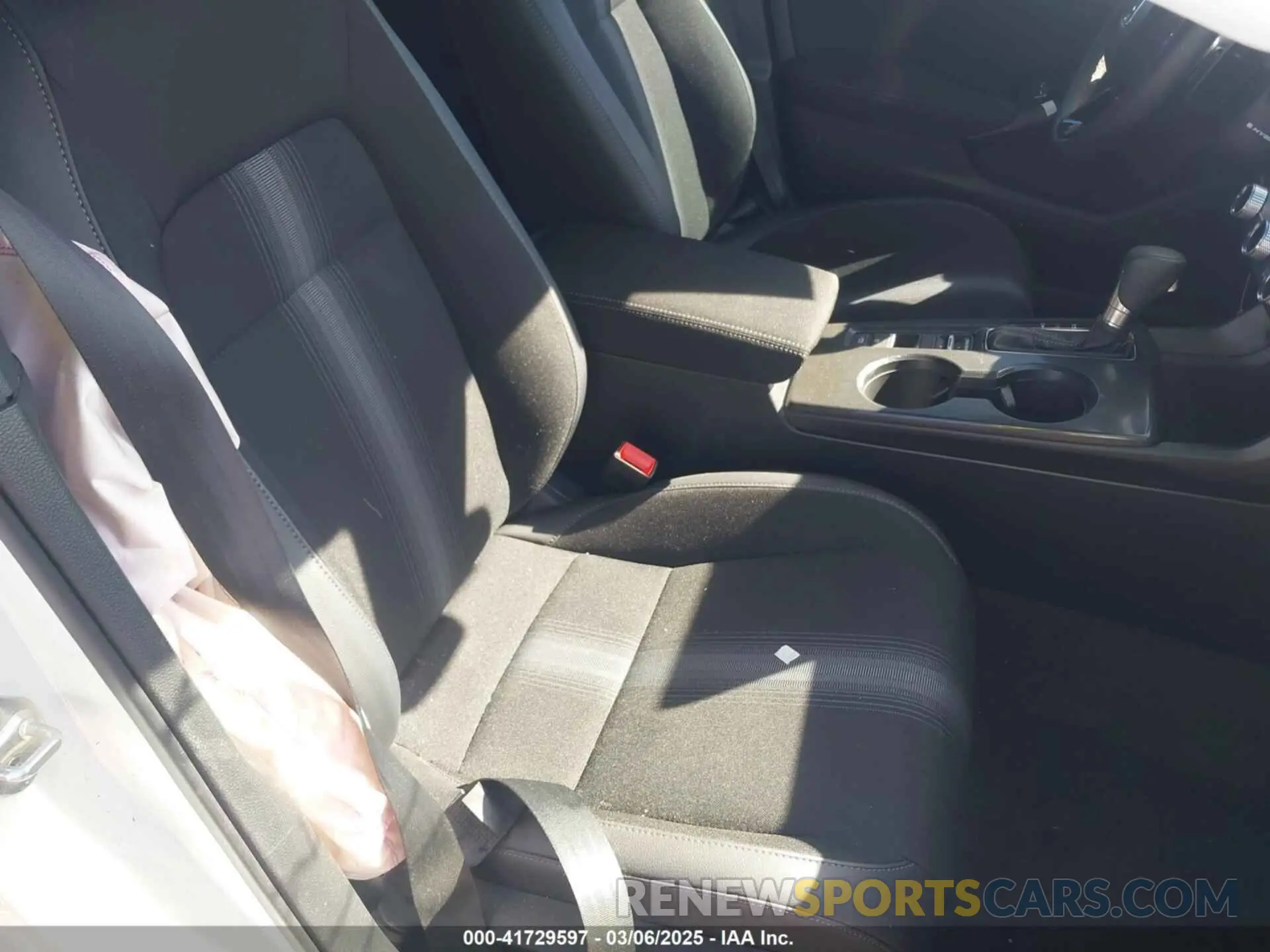 5 Photograph of a damaged car 2HGFE4F87SH301266 HONDA CIVIC  HYBRID 2025