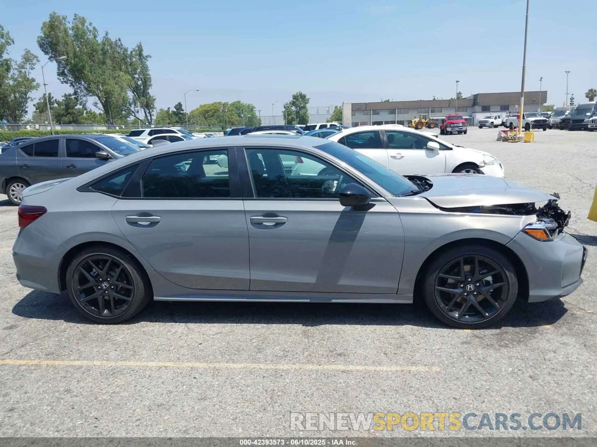 13 Photograph of a damaged car 2HGFE4F87SH332842 HONDA CIVIC HYBRID 2025