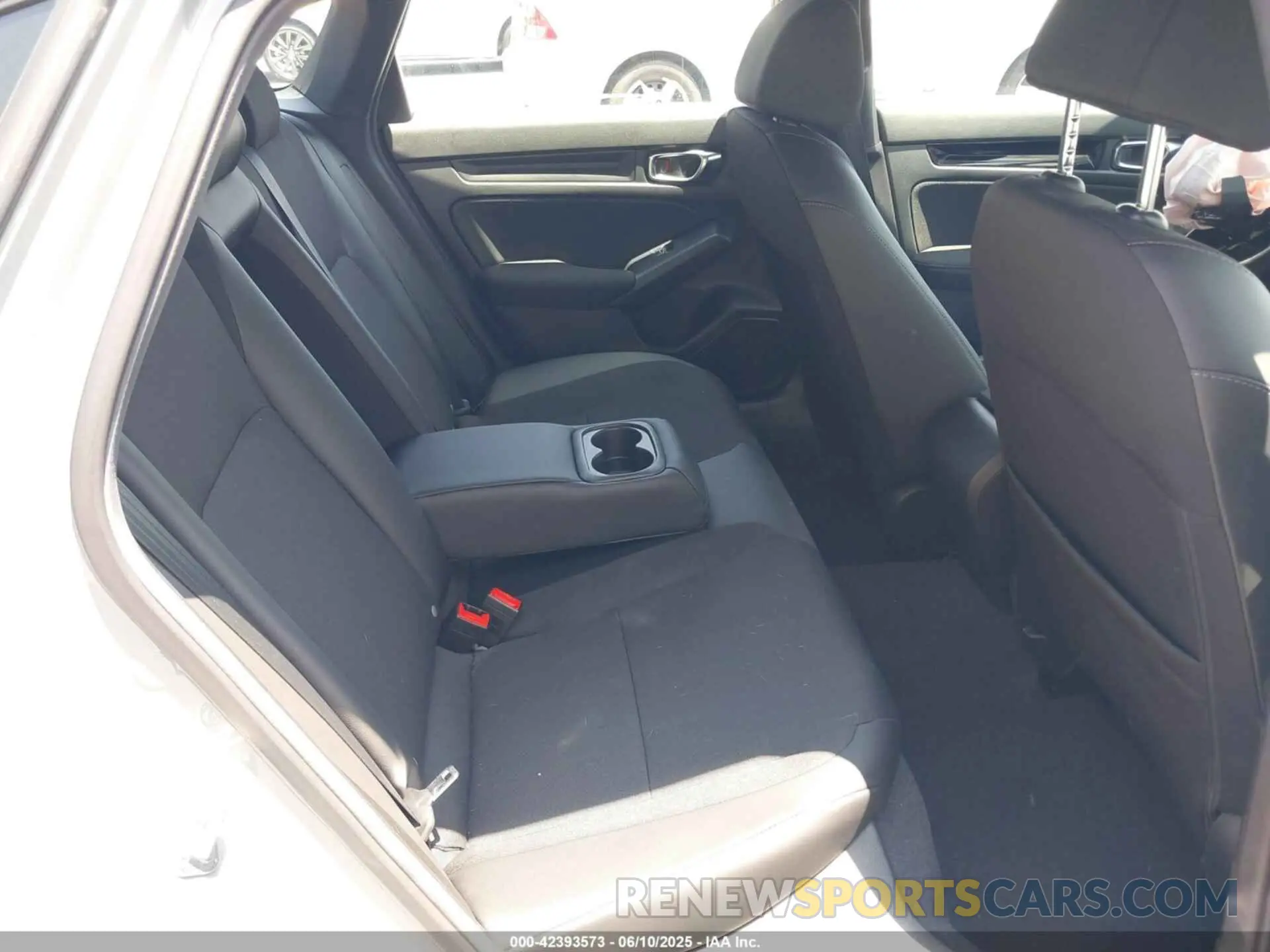 8 Photograph of a damaged car 2HGFE4F87SH332842 HONDA CIVIC HYBRID 2025