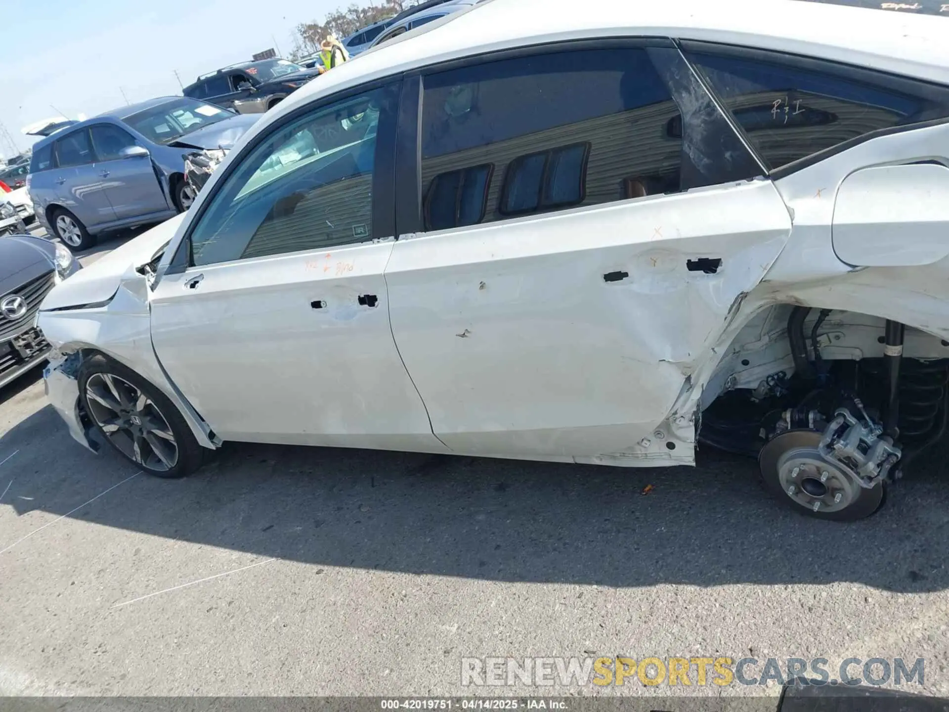 15 Photograph of a damaged car 2HGFE4F88SH318108 HONDA CIVIC  HYBRID 2025
