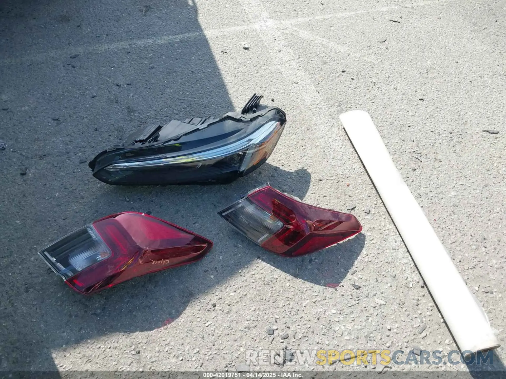 18 Photograph of a damaged car 2HGFE4F88SH318108 HONDA CIVIC  HYBRID 2025