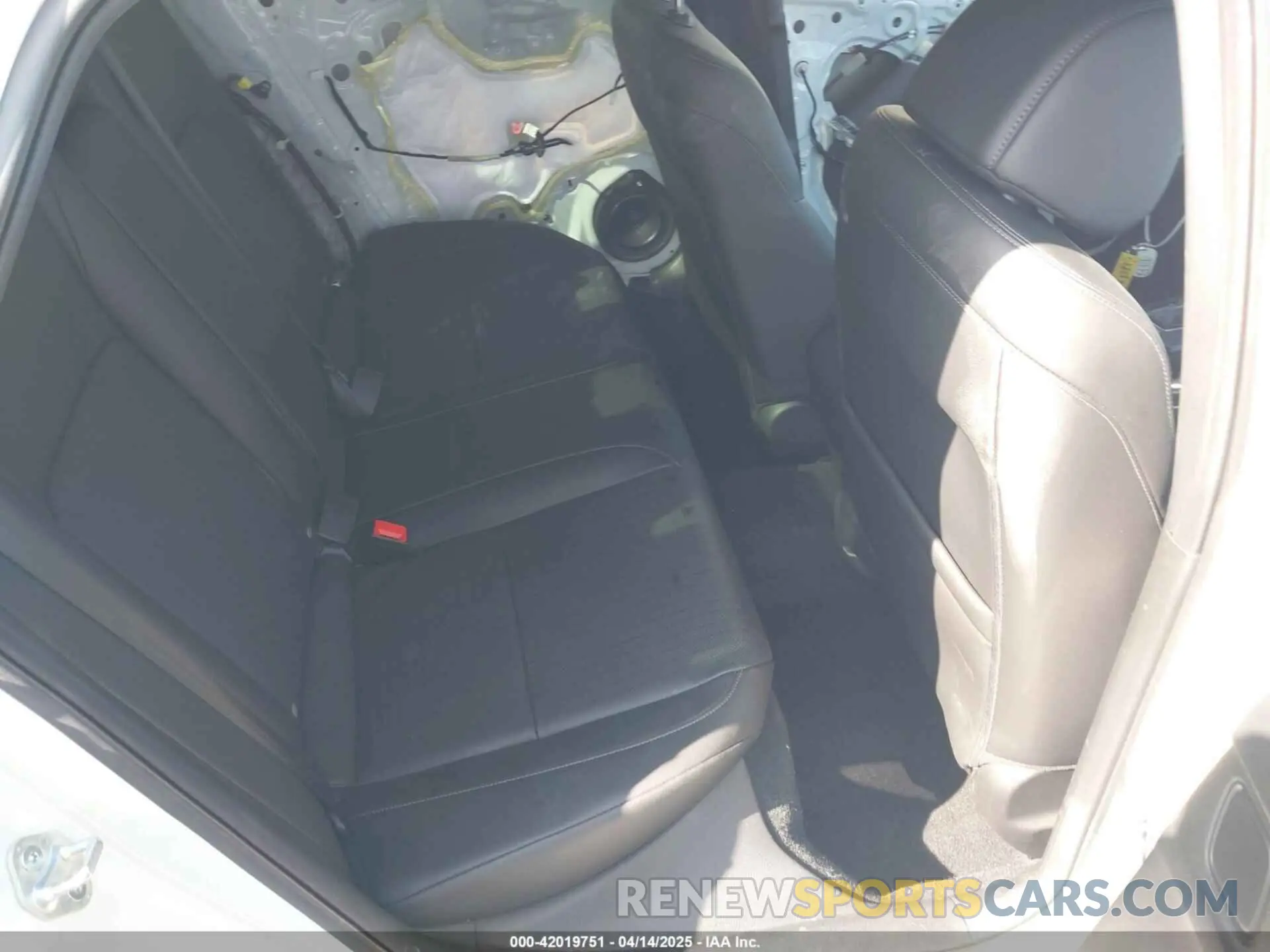 8 Photograph of a damaged car 2HGFE4F88SH318108 HONDA CIVIC  HYBRID 2025