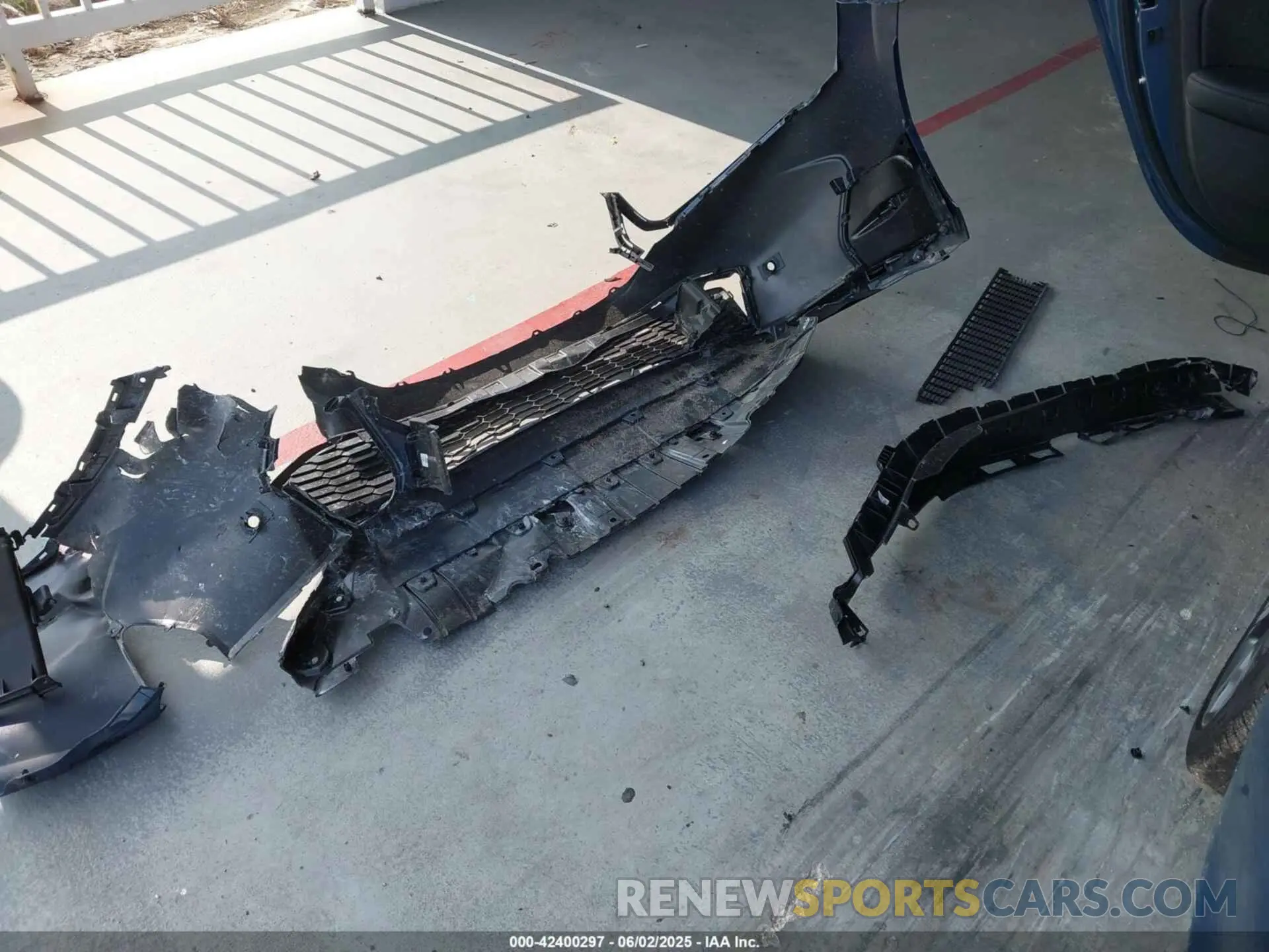 12 Photograph of a damaged car 2HGFE4F88SH323258 HONDA CIVIC HYBRID 2025