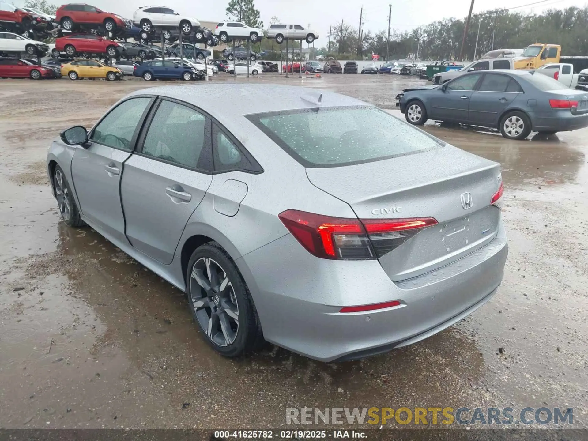 3 Photograph of a damaged car 2HGFE4F89SH323964 HONDA CIVIC  HYBRID 2025
