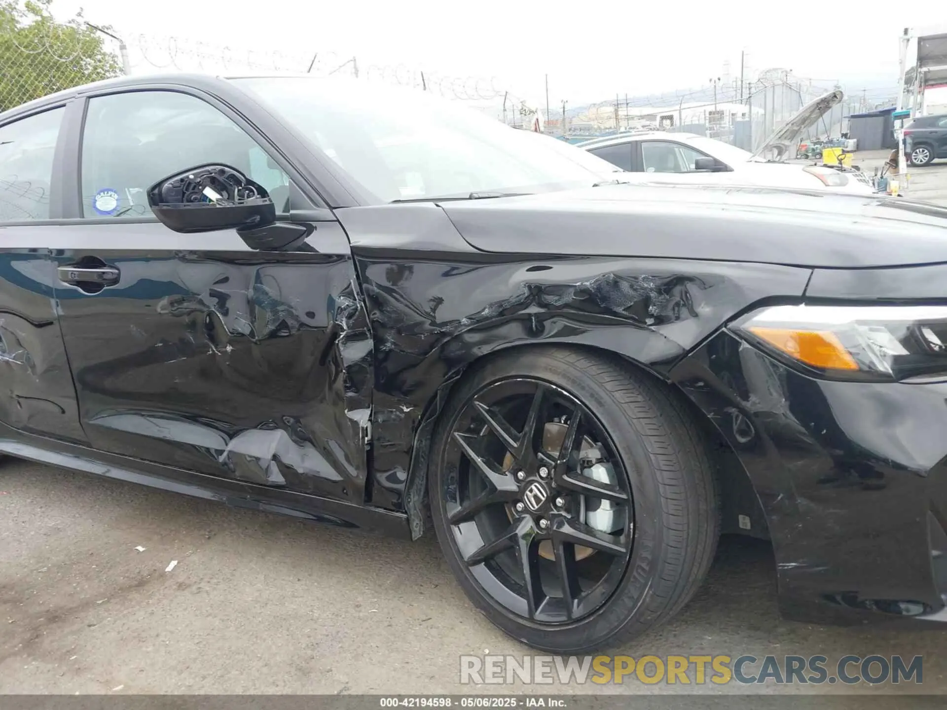 18 Photograph of a damaged car 2HGFE4F89SH326072 HONDA CIVIC  HYBRID 2025
