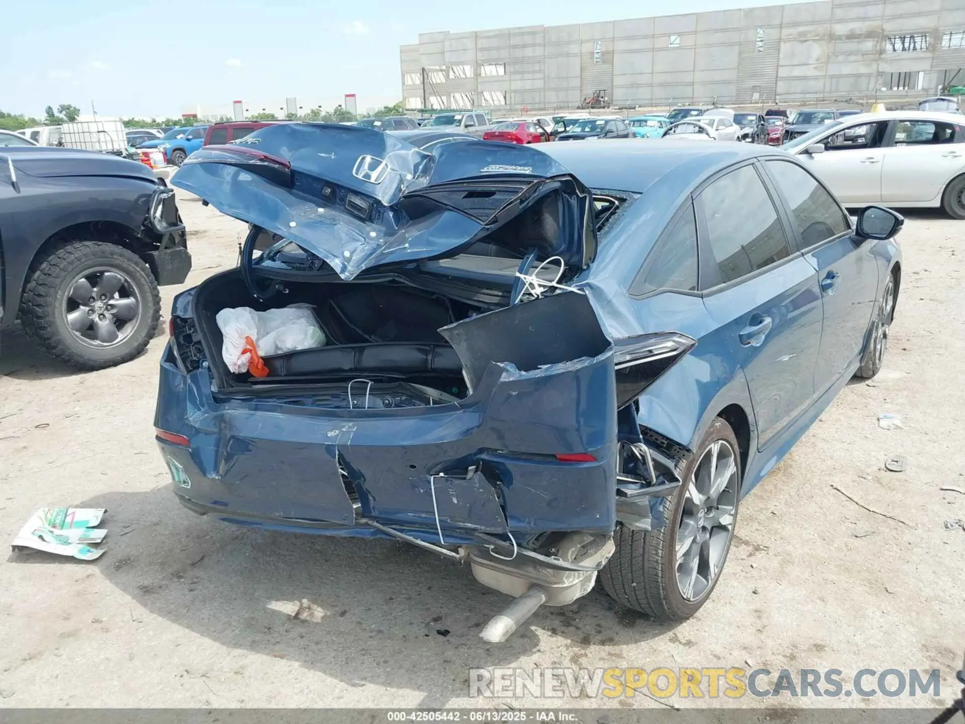 4 Photograph of a damaged car 2HGFE4F89SH327786 HONDA CIVIC HYBRID 2025