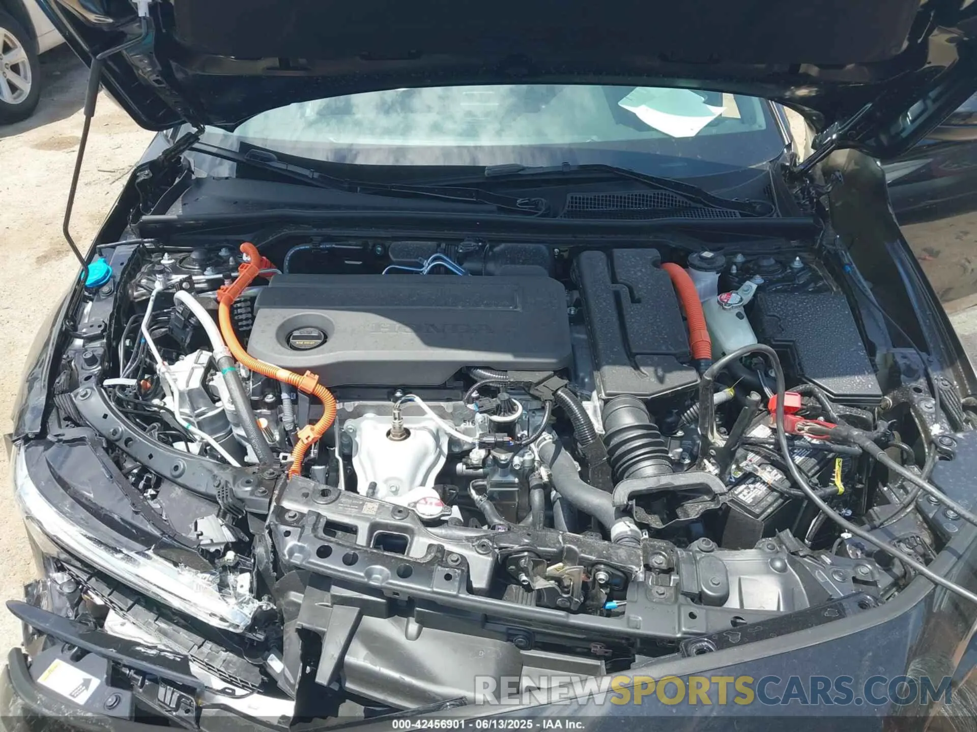 10 Photograph of a damaged car 2HGFE4F89SH346242 HONDA CIVIC HYBRID 2025