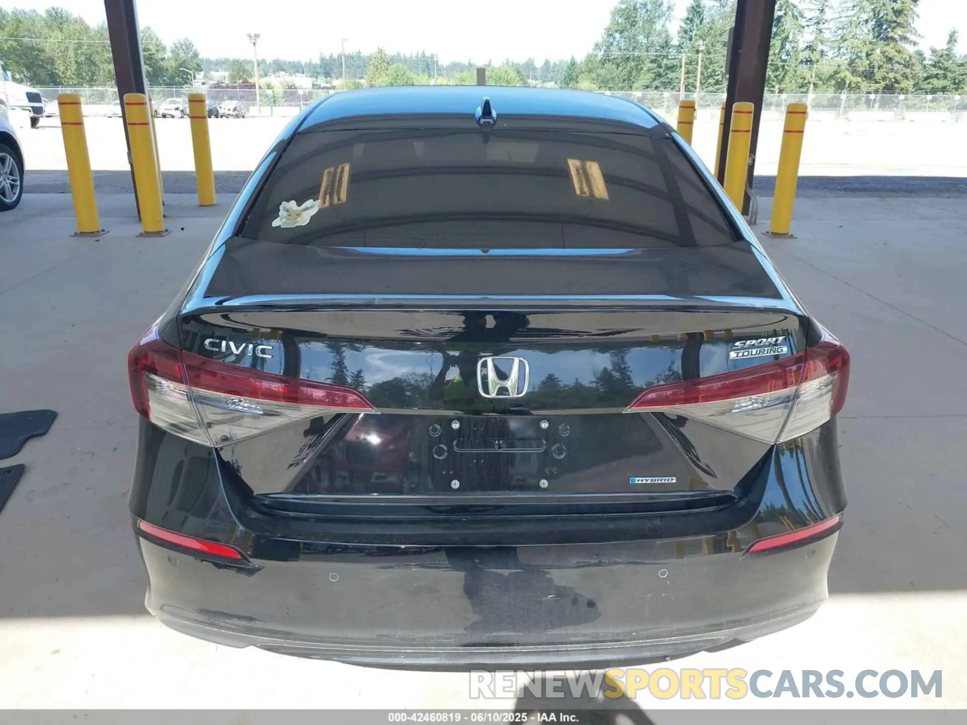 17 Photograph of a damaged car 2HGFE4F8XSH308406 HONDA CIVIC HYBRID 2025