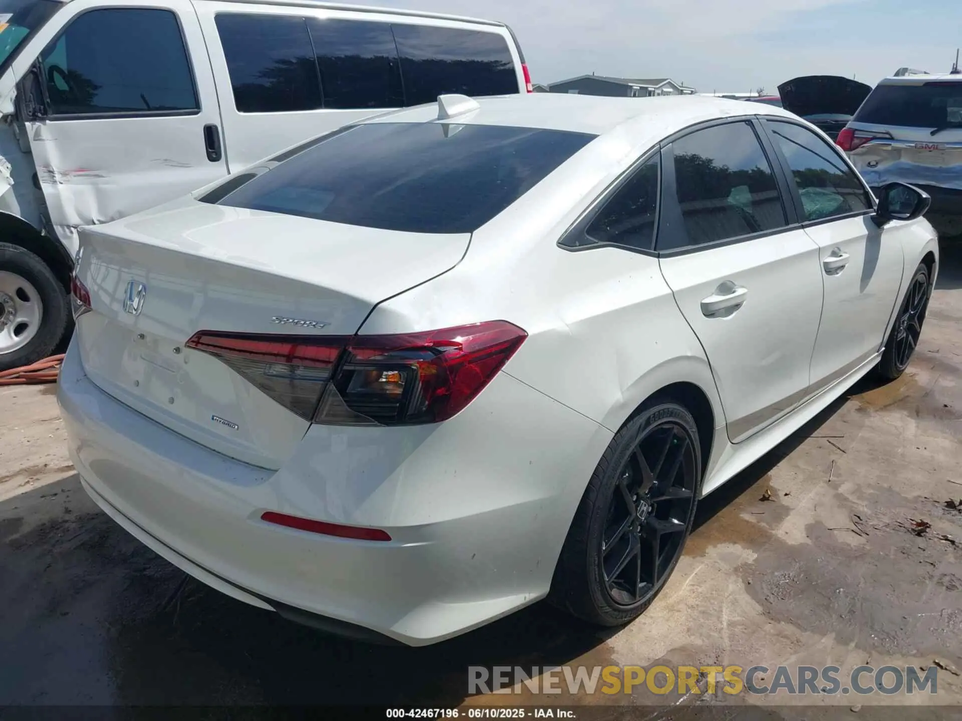 4 Photograph of a damaged car 2HGFE4F8XSH308907 HONDA CIVIC HYBRID 2025