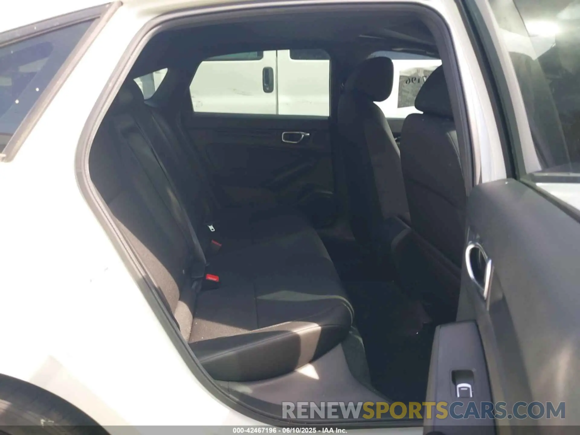 8 Photograph of a damaged car 2HGFE4F8XSH308907 HONDA CIVIC HYBRID 2025