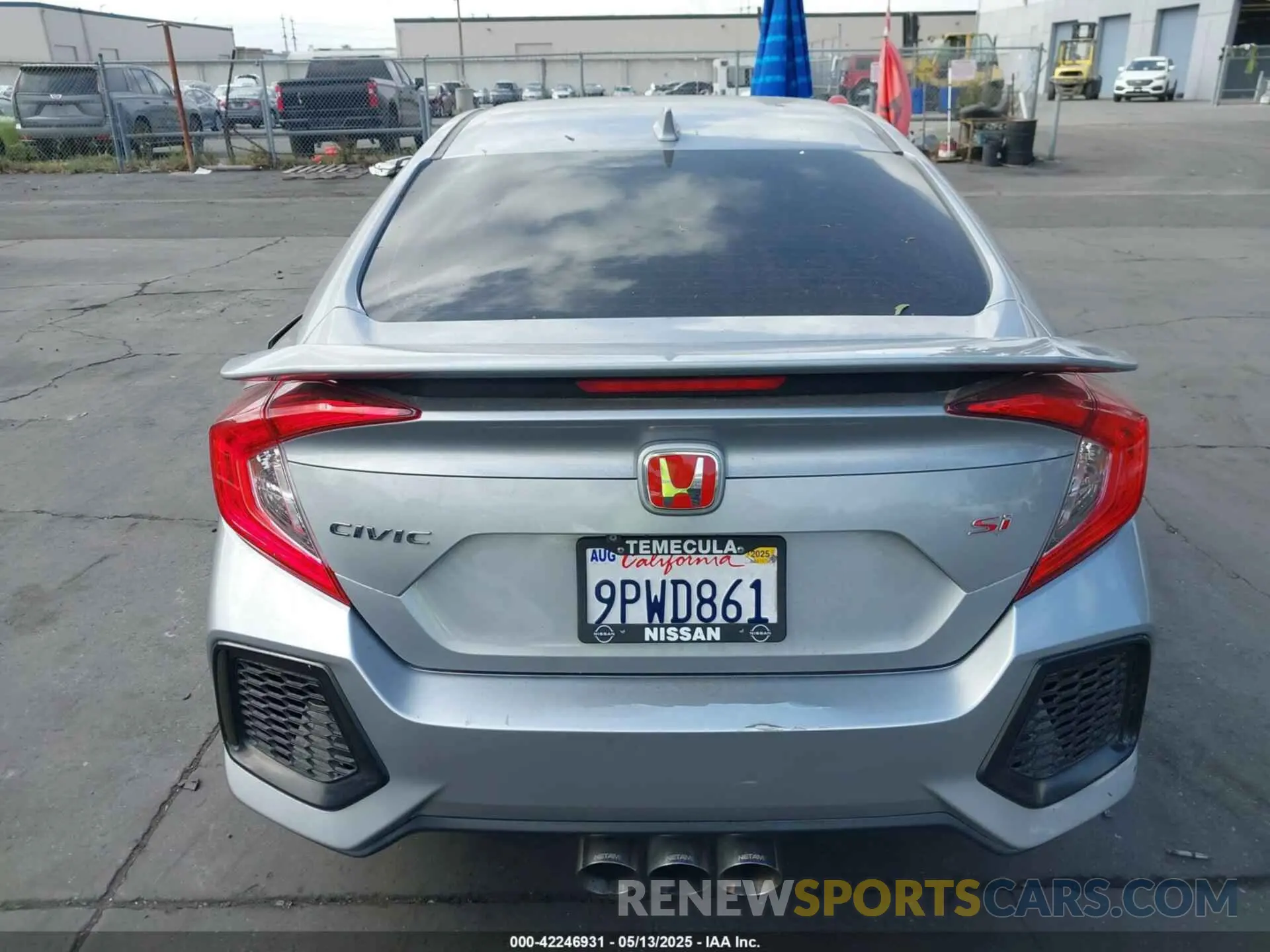 17 Photograph of a damaged car 2HGFC1E51KH708334 HONDA CIVIC SI 2019