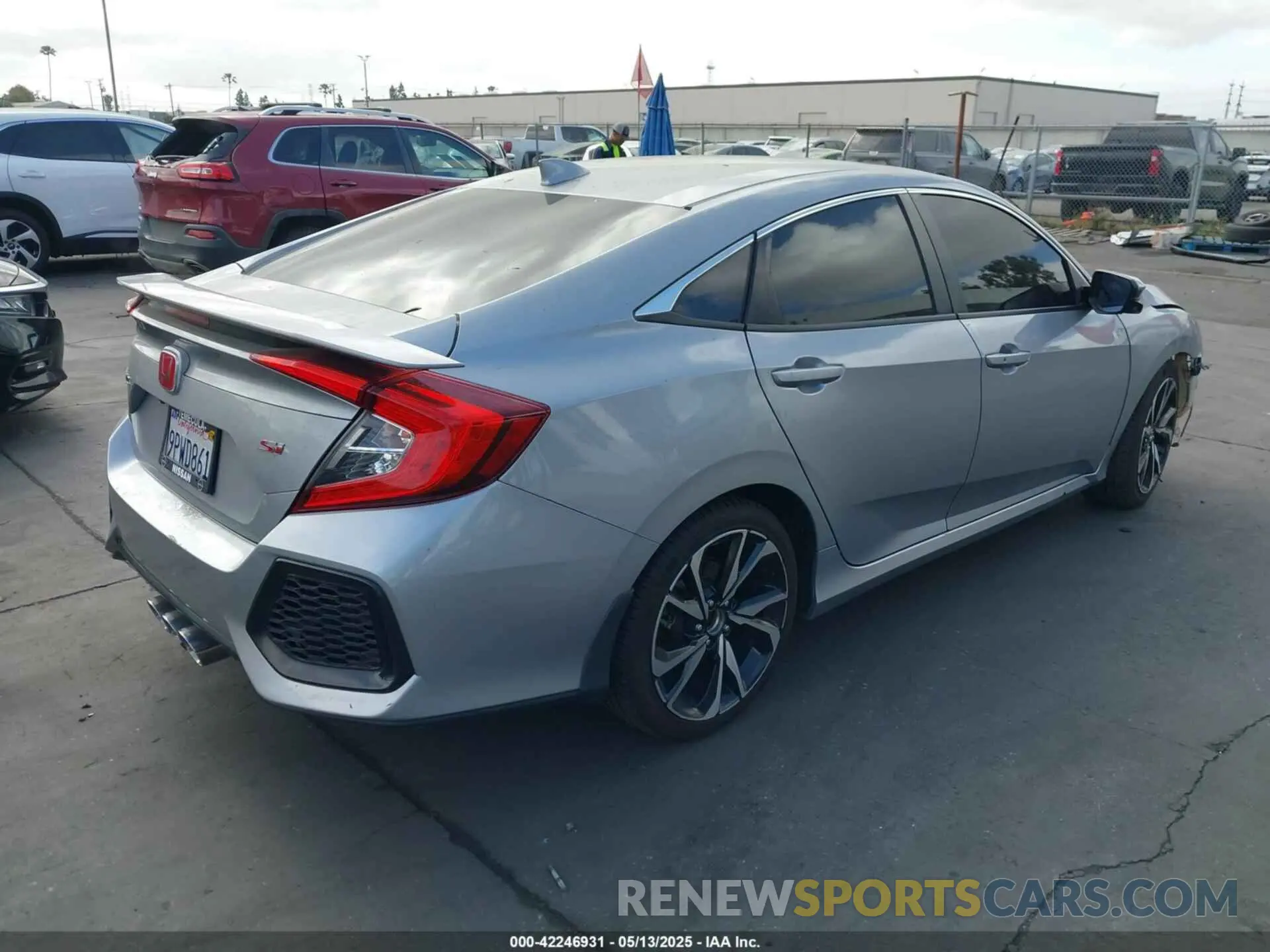 4 Photograph of a damaged car 2HGFC1E51KH708334 HONDA CIVIC SI 2019