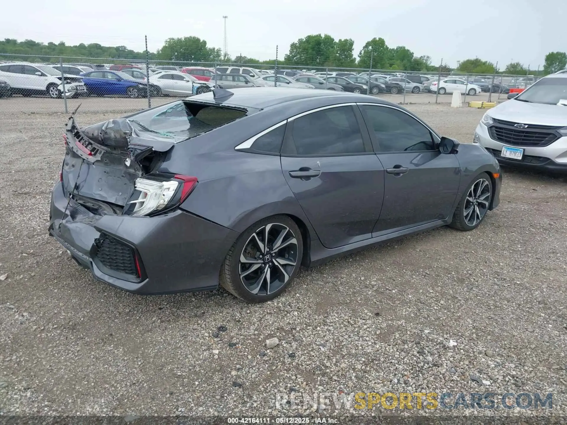 4 Photograph of a damaged car 2HGFC1E52KH703403 HONDA CIVIC SI 2019