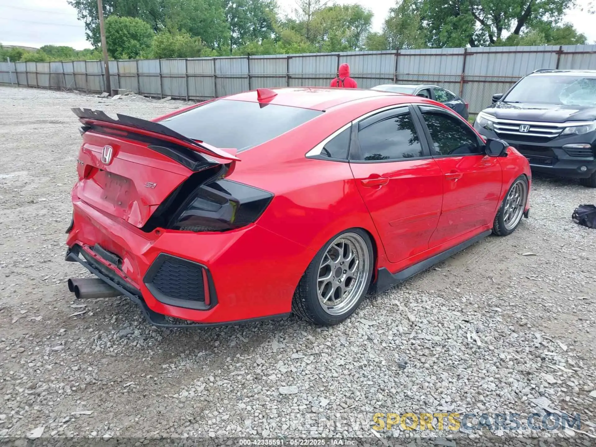 4 Photograph of a damaged car 2HGFC1E56KH705042 HONDA CIVIC SI 2019