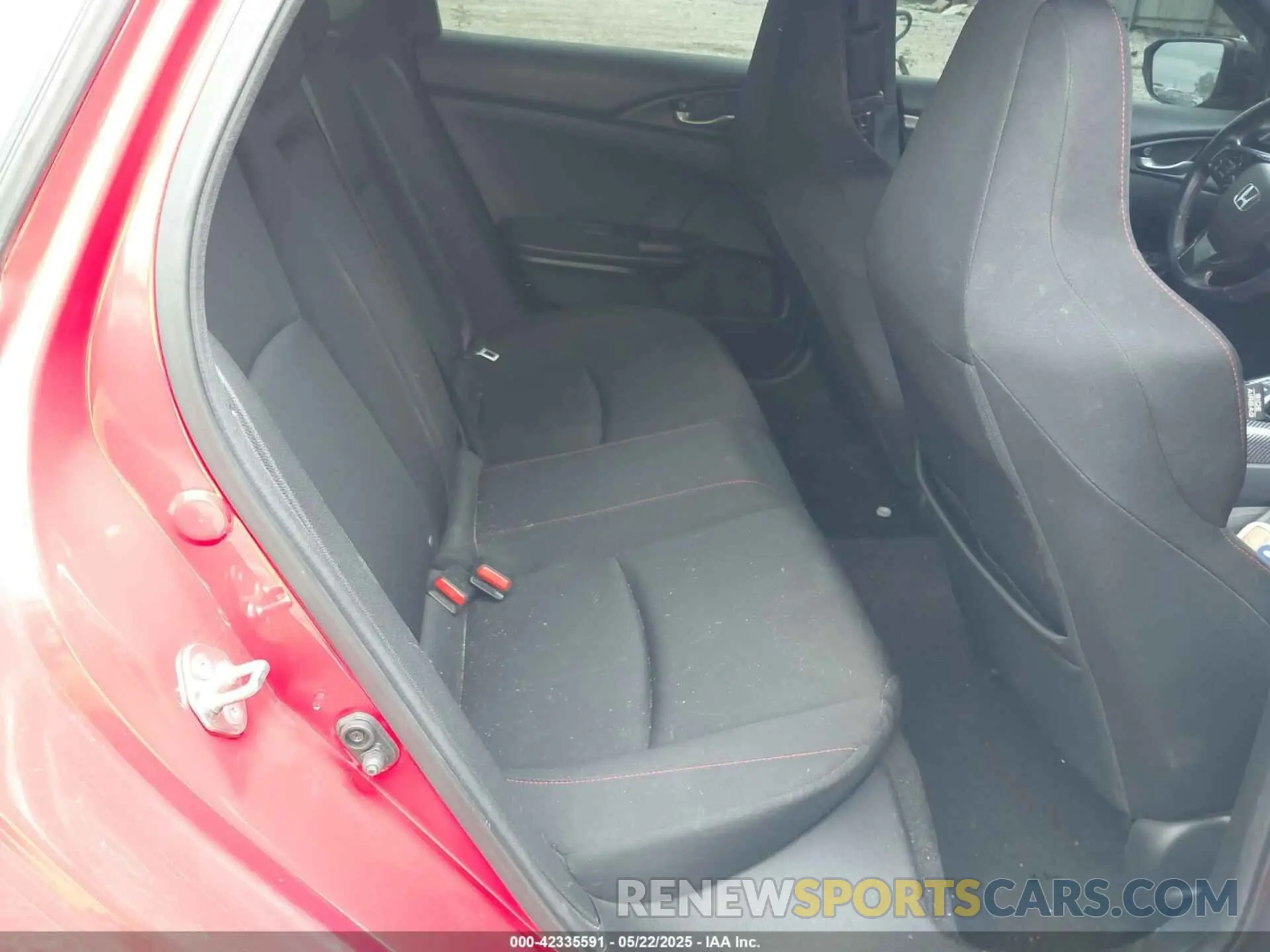 8 Photograph of a damaged car 2HGFC1E56KH705042 HONDA CIVIC SI 2019