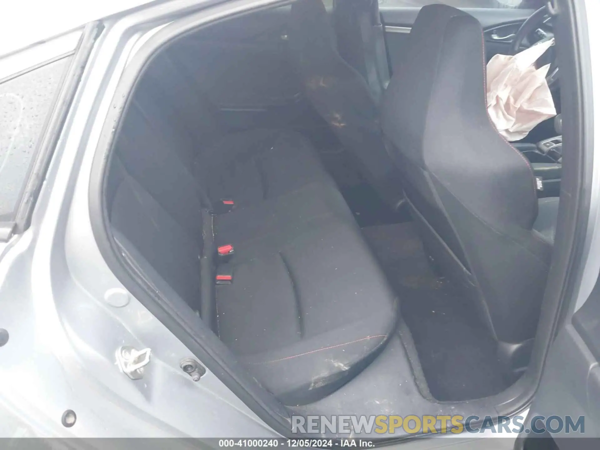 8 Photograph of a damaged car 2HGFC1E58KH701445 HONDA CIVIC SI 2019
