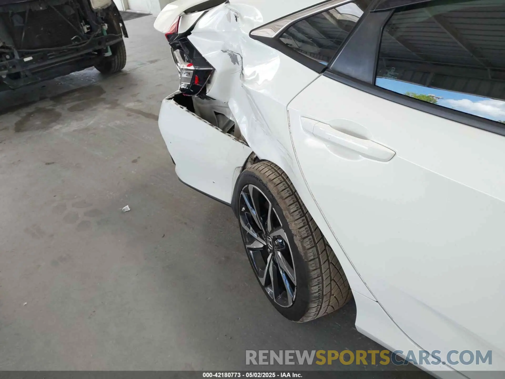 6 Photograph of a damaged car 2HGFC1E59KH707819 HONDA CIVIC SI 2019