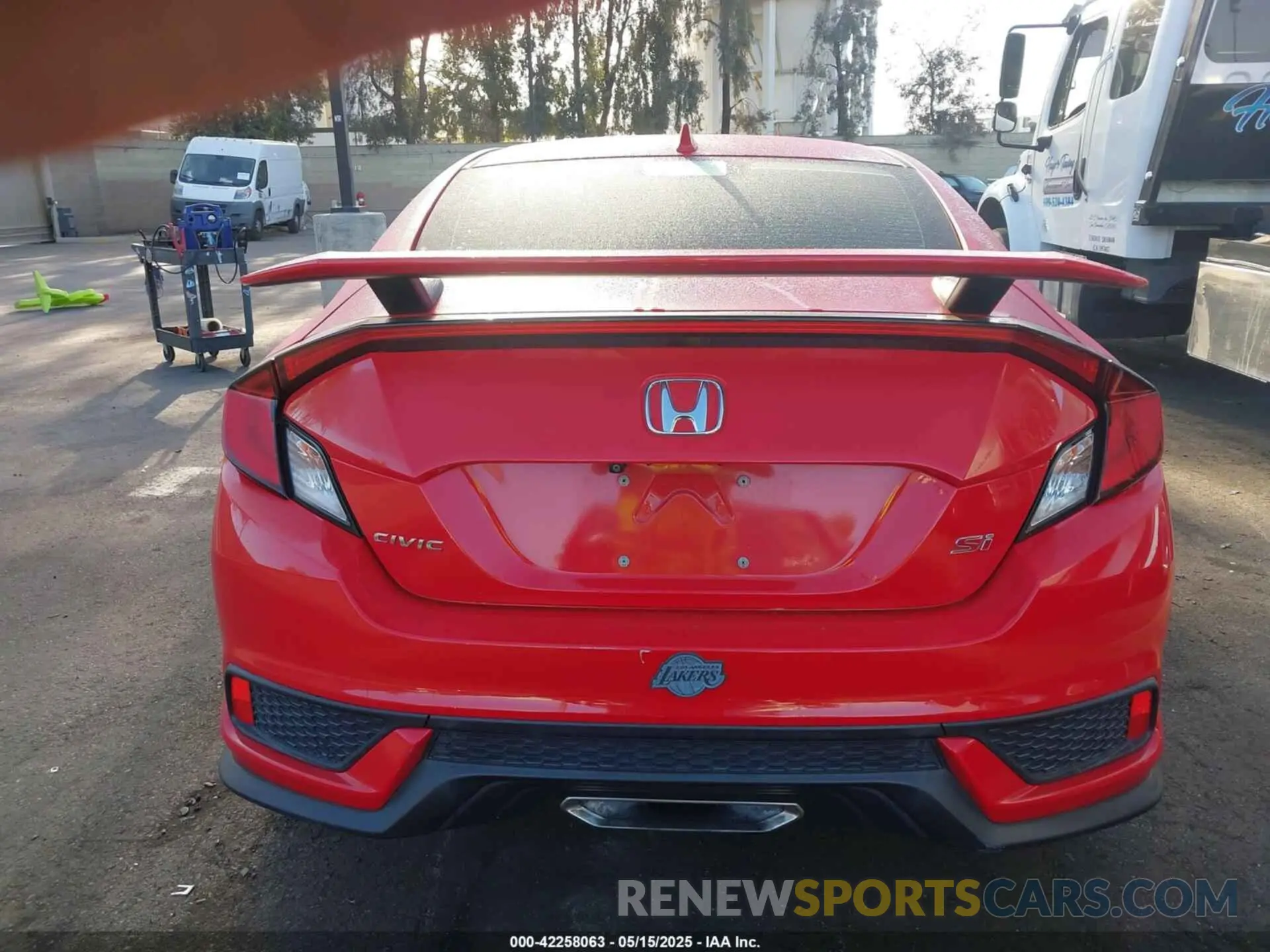 17 Photograph of a damaged car 2HGFC3A50KH752231 HONDA CIVIC SI 2019