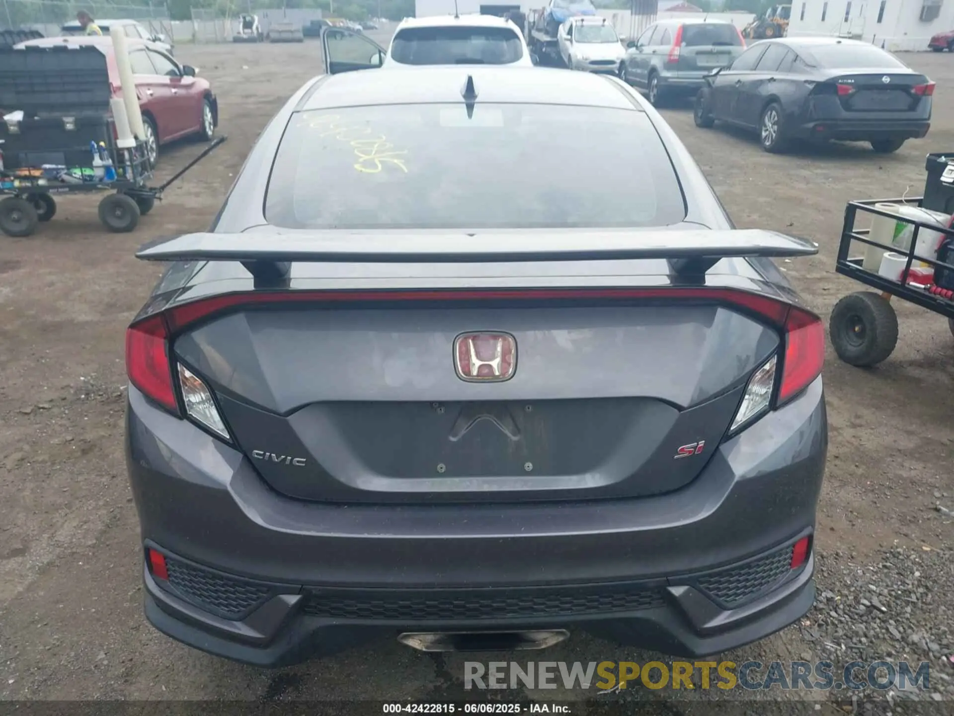 16 Photograph of a damaged car 2HGFC3A53KH752062 HONDA CIVIC SI 2019