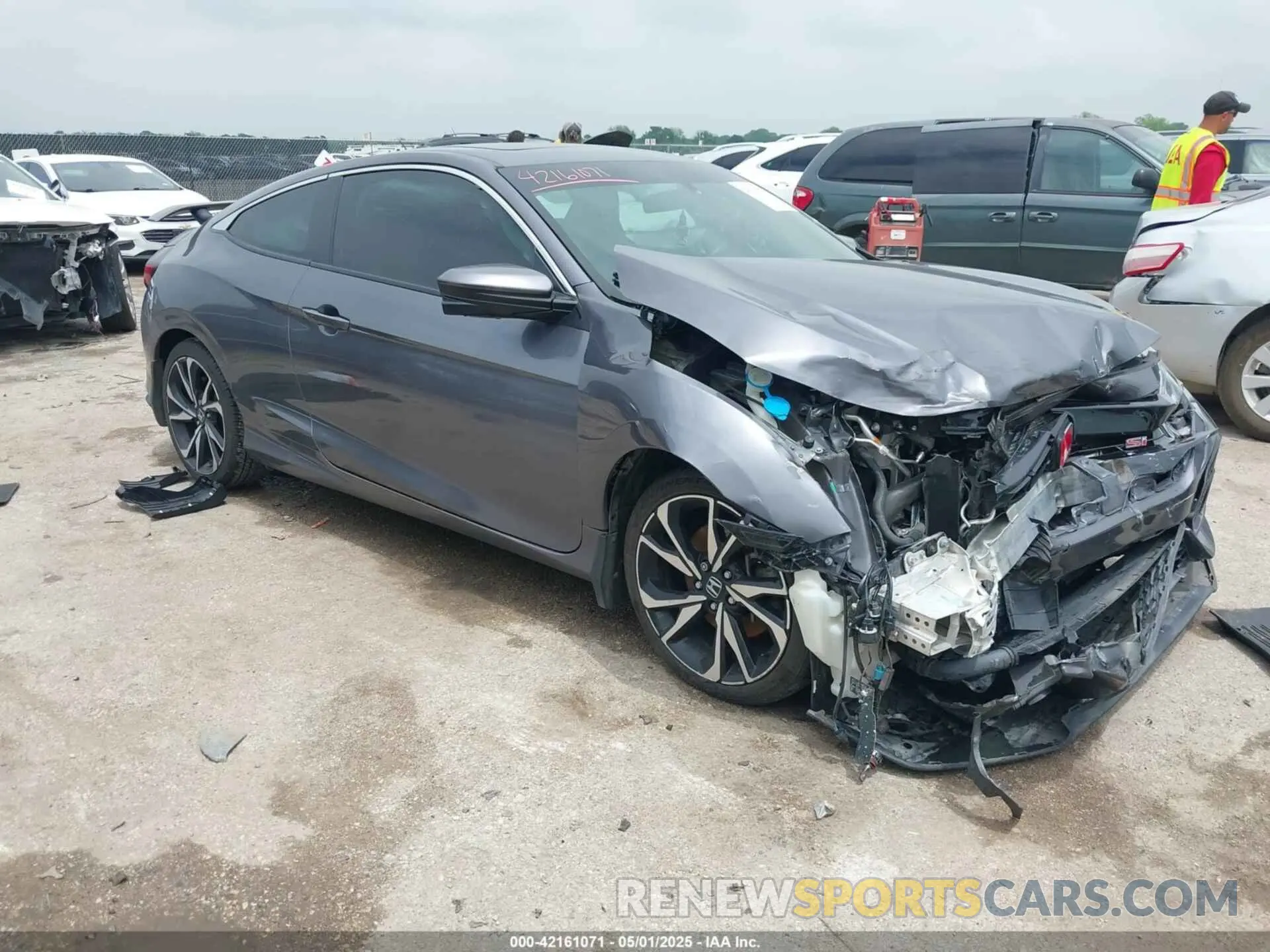 1 Photograph of a damaged car 2HGFC3A54KH755116 HONDA CIVIC SI 2019