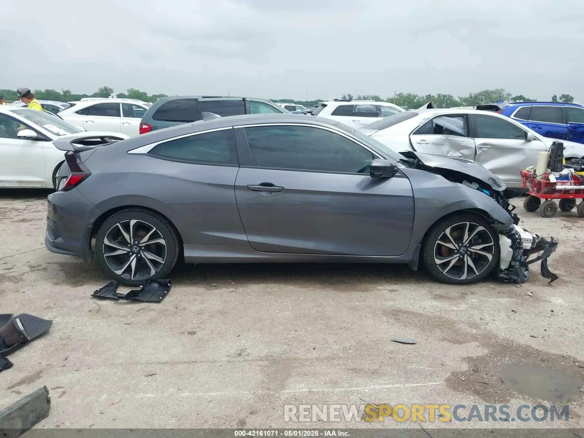 13 Photograph of a damaged car 2HGFC3A54KH755116 HONDA CIVIC SI 2019