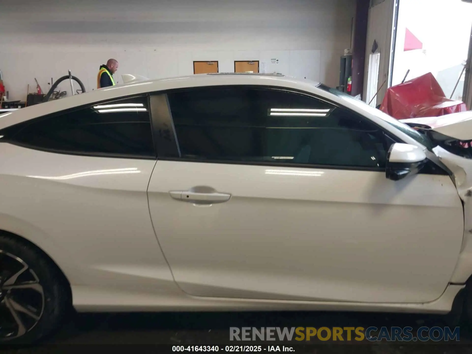 14 Photograph of a damaged car 2HGFC3A54KH755231 HONDA CIVIC SI 2019