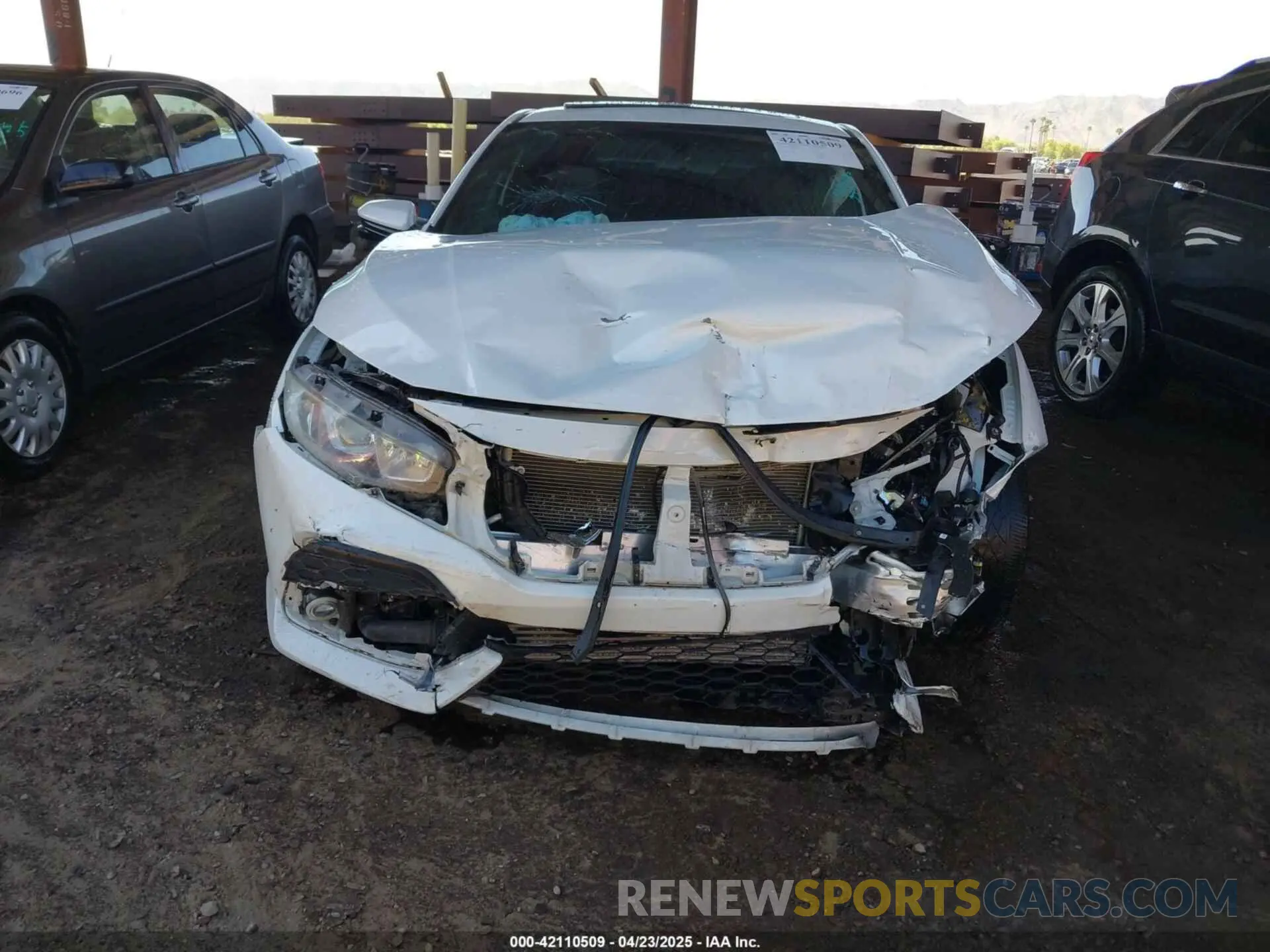 12 Photograph of a damaged car 2HGFC3A55KH755223 HONDA CIVIC SI 2019