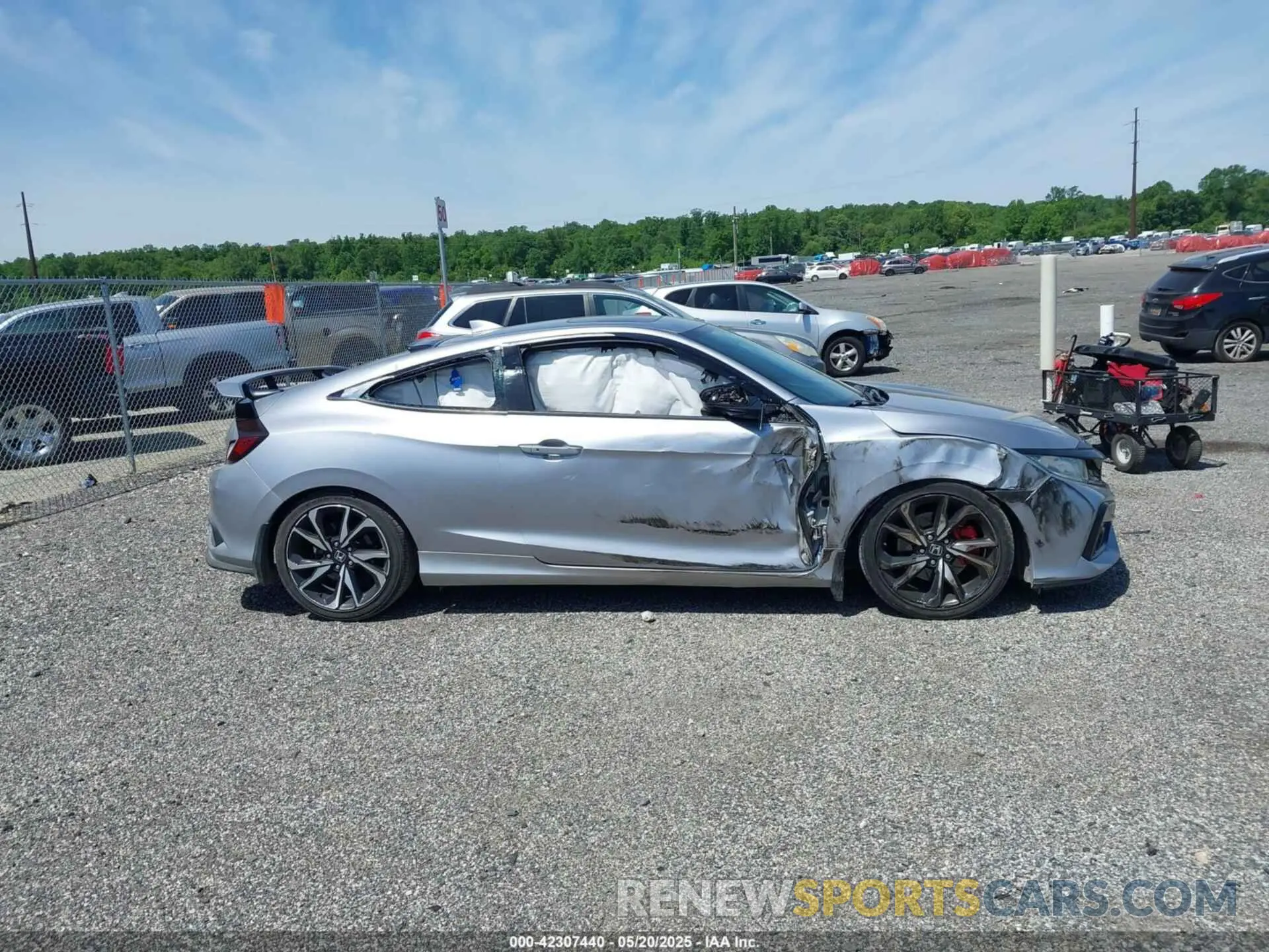 13 Photograph of a damaged car 2HGFC3A57KH753828 HONDA CIVIC SI 2019