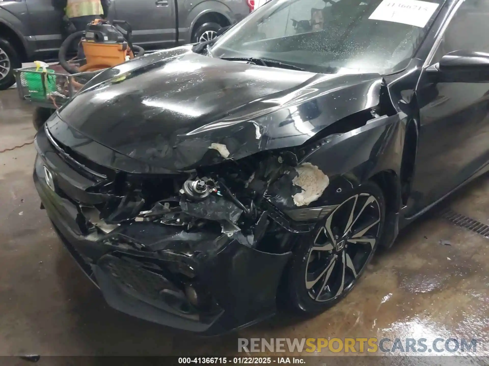 6 Photograph of a damaged car 2HGFC3A58KH750596 HONDA CIVIC SI 2019