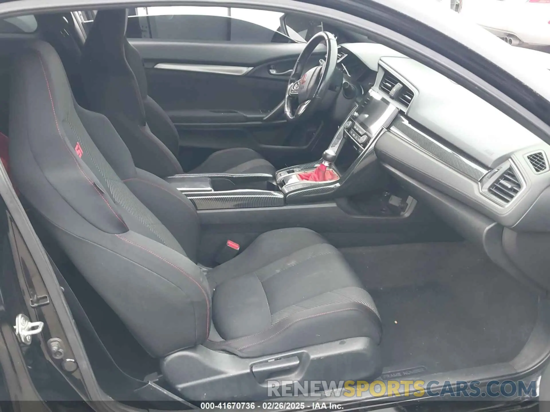 5 Photograph of a damaged car 2HGFC3A5XKH752317 HONDA CIVIC SI 2019