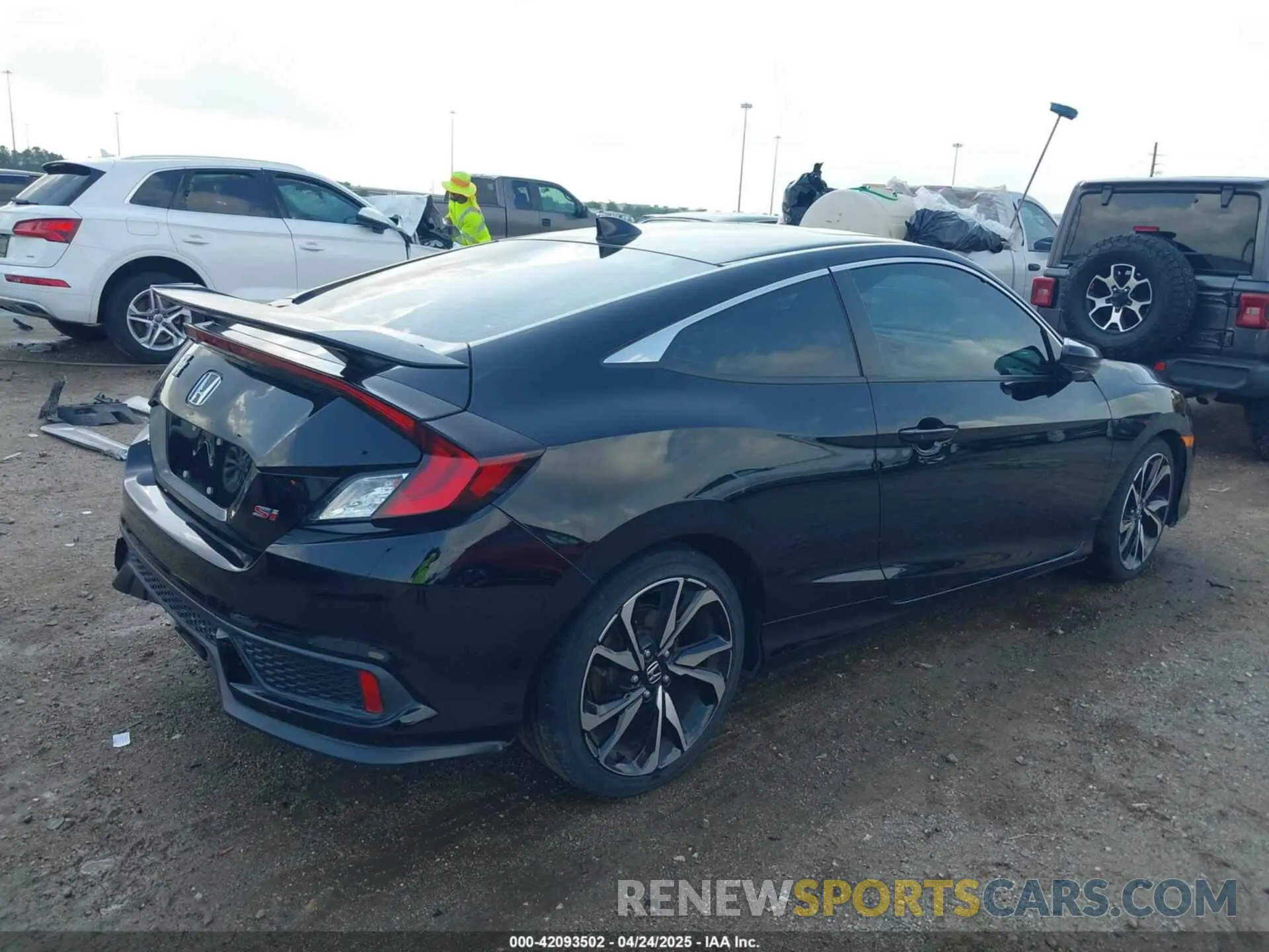 4 Photograph of a damaged car 2HGFC3A5XKH755296 HONDA CIVIC SI 2019