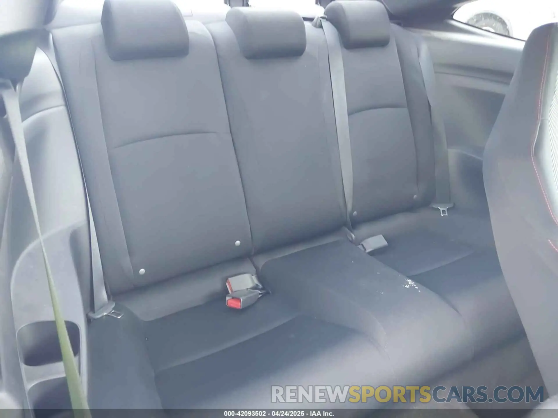 8 Photograph of a damaged car 2HGFC3A5XKH755296 HONDA CIVIC SI 2019