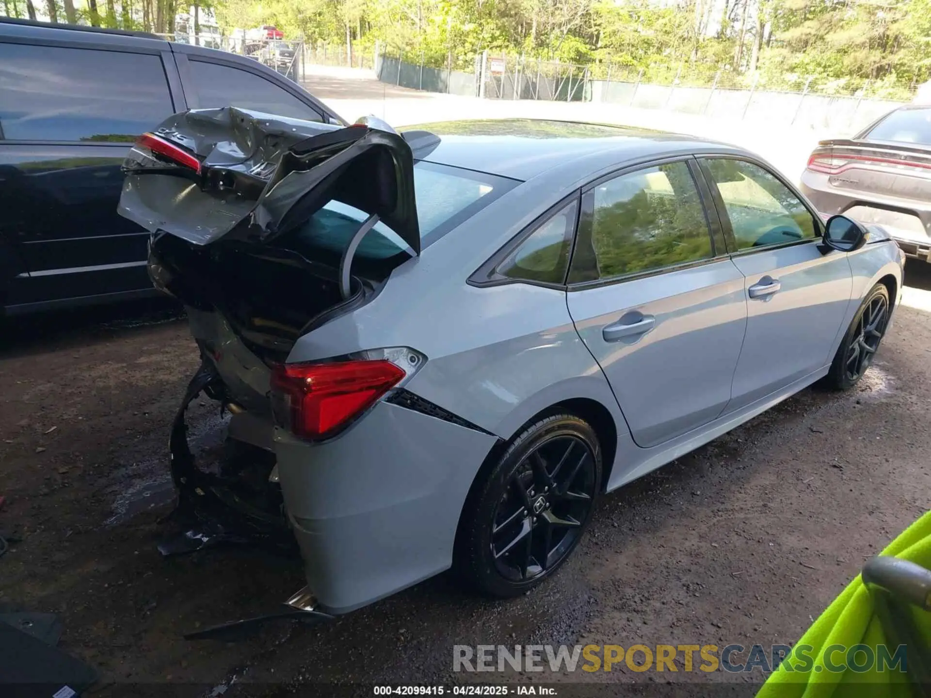 4 Photograph of a damaged car 2HGFE1E52NH474042 HONDA CIVIC SI 2022