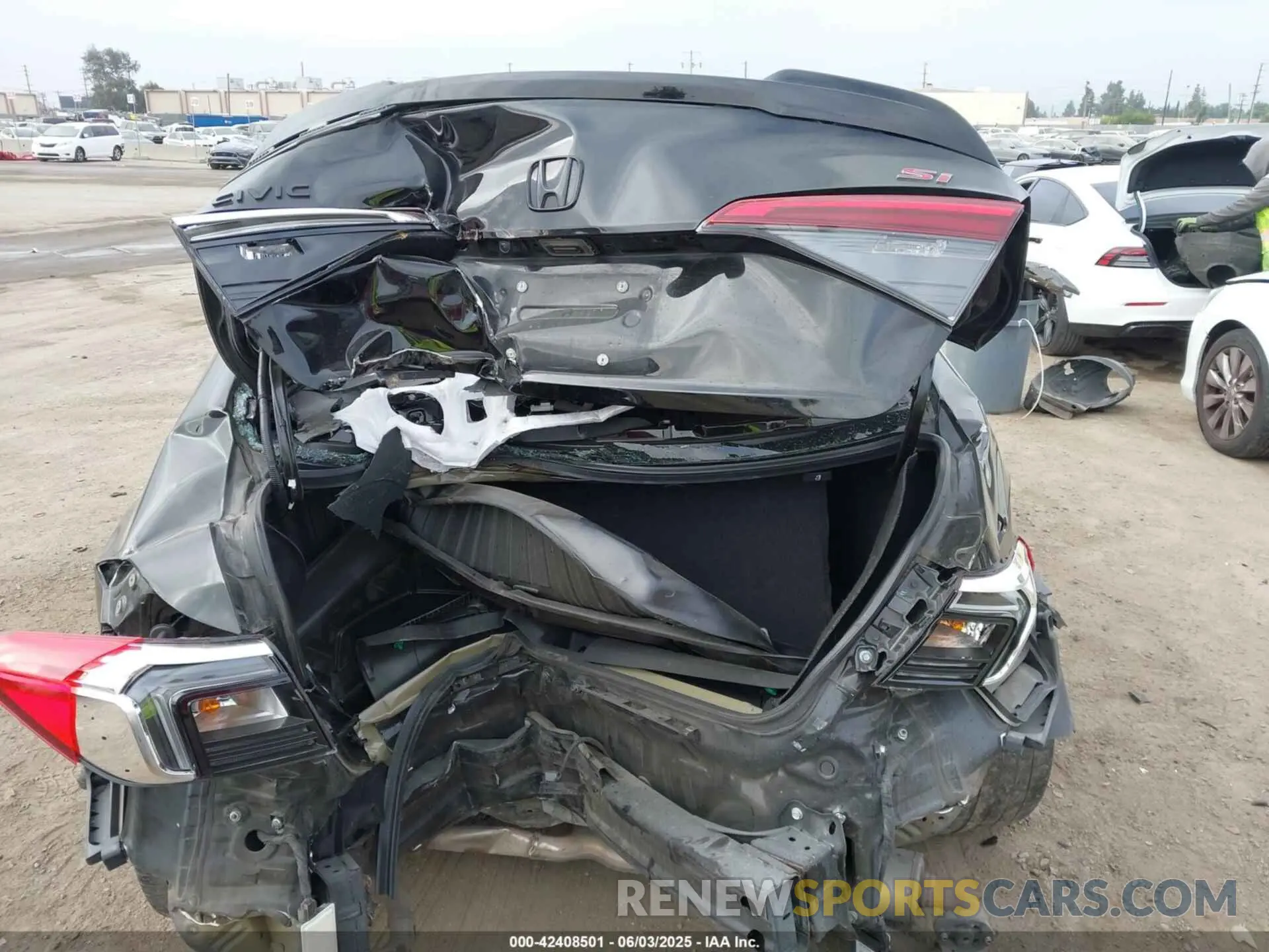 16 Photograph of a damaged car 2HGFE1E58NH473641 HONDA CIVIC SI 2022