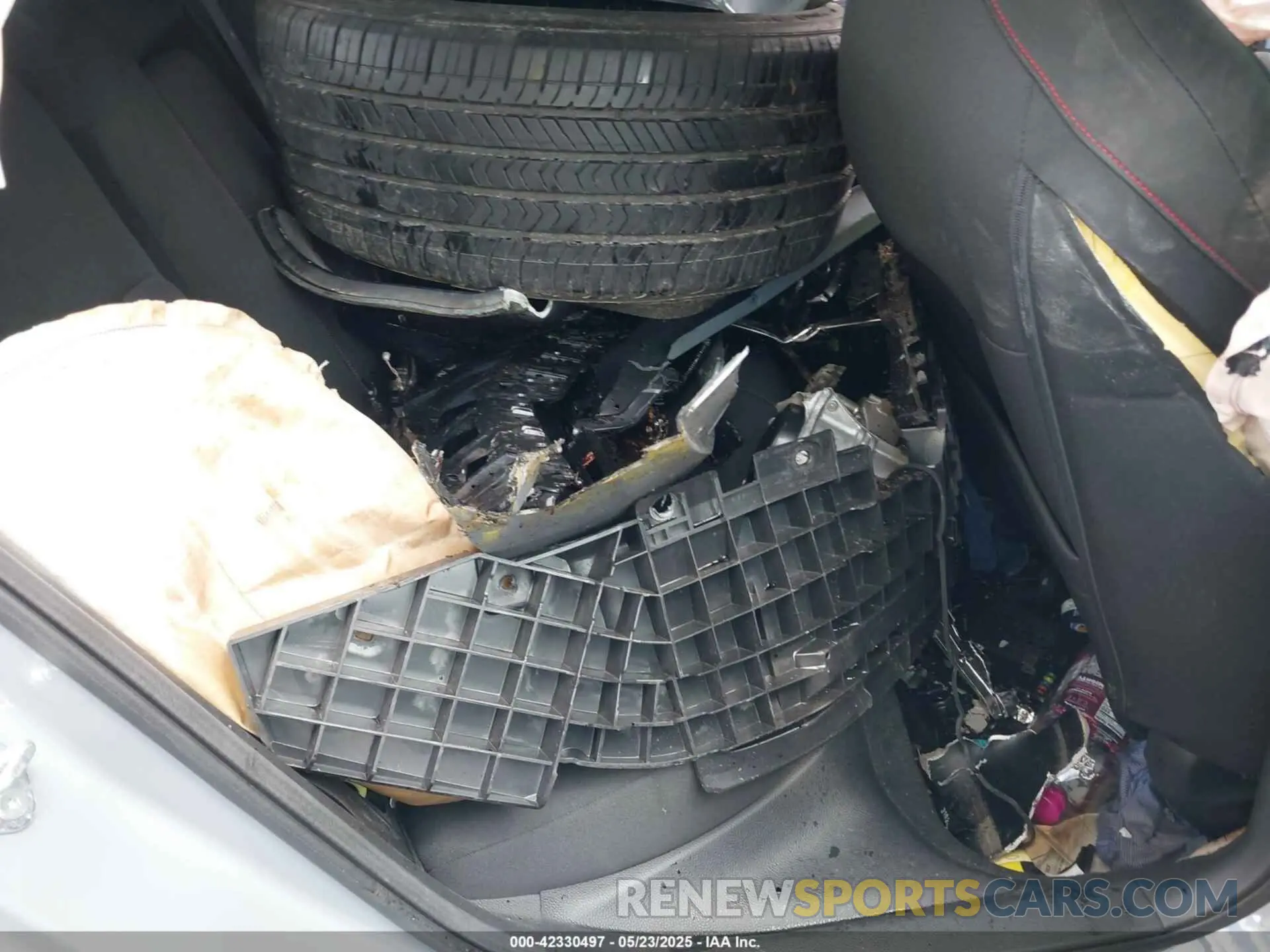 8 Photograph of a damaged car 2HGFE1E53RH471723 HONDA CIVIC SI 2024