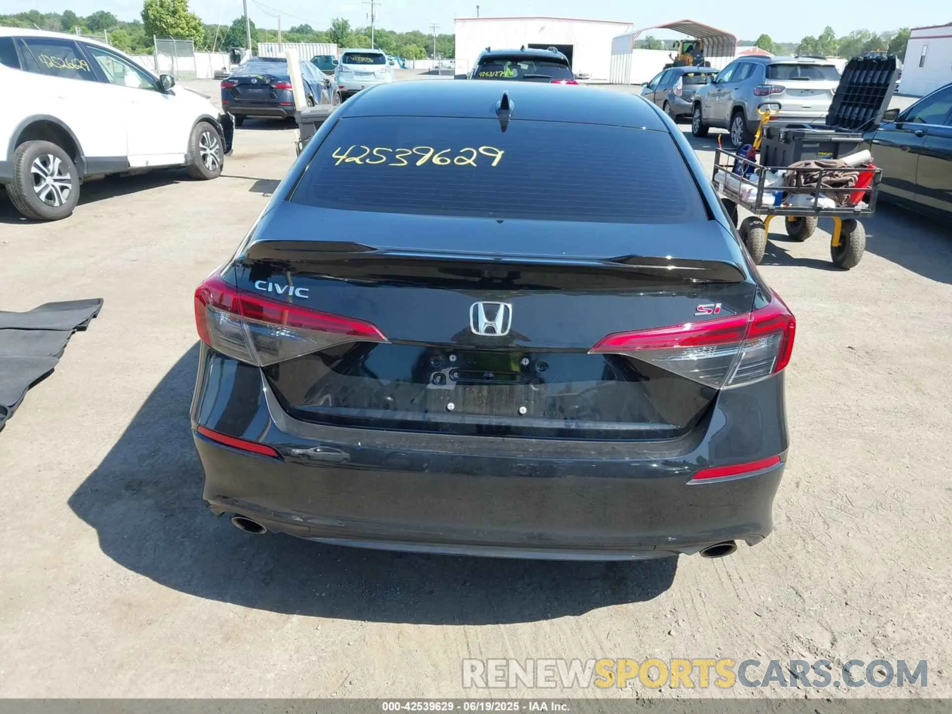 16 Photograph of a damaged car 2HGFE1E53RH472337 HONDA CIVIC SI 2024