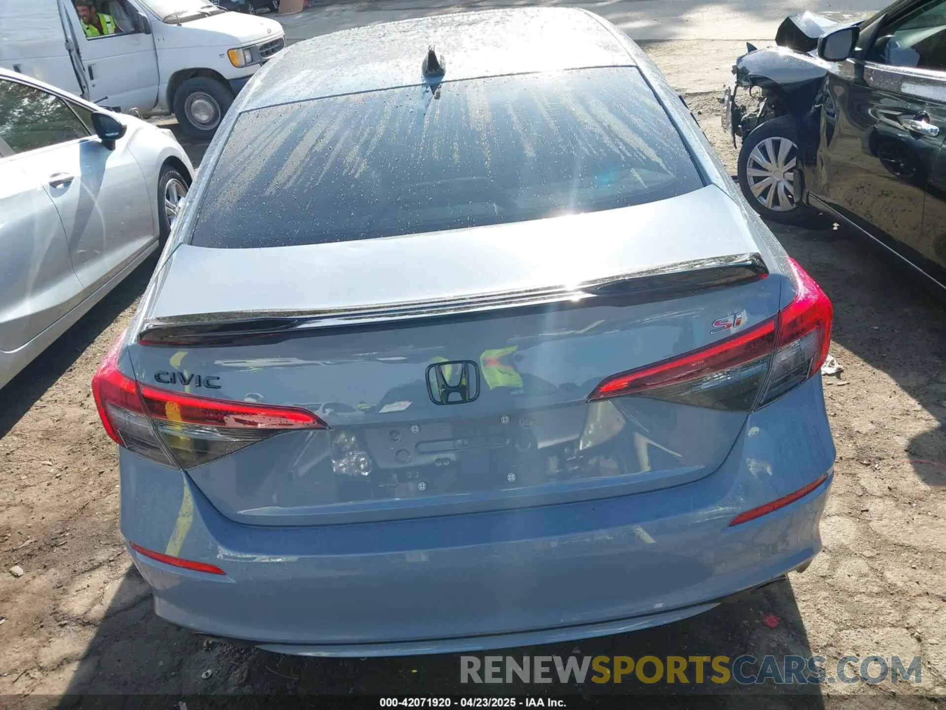 16 Photograph of a damaged car 2HGFE1E53RH475366 HONDA CIVIC SI 2024