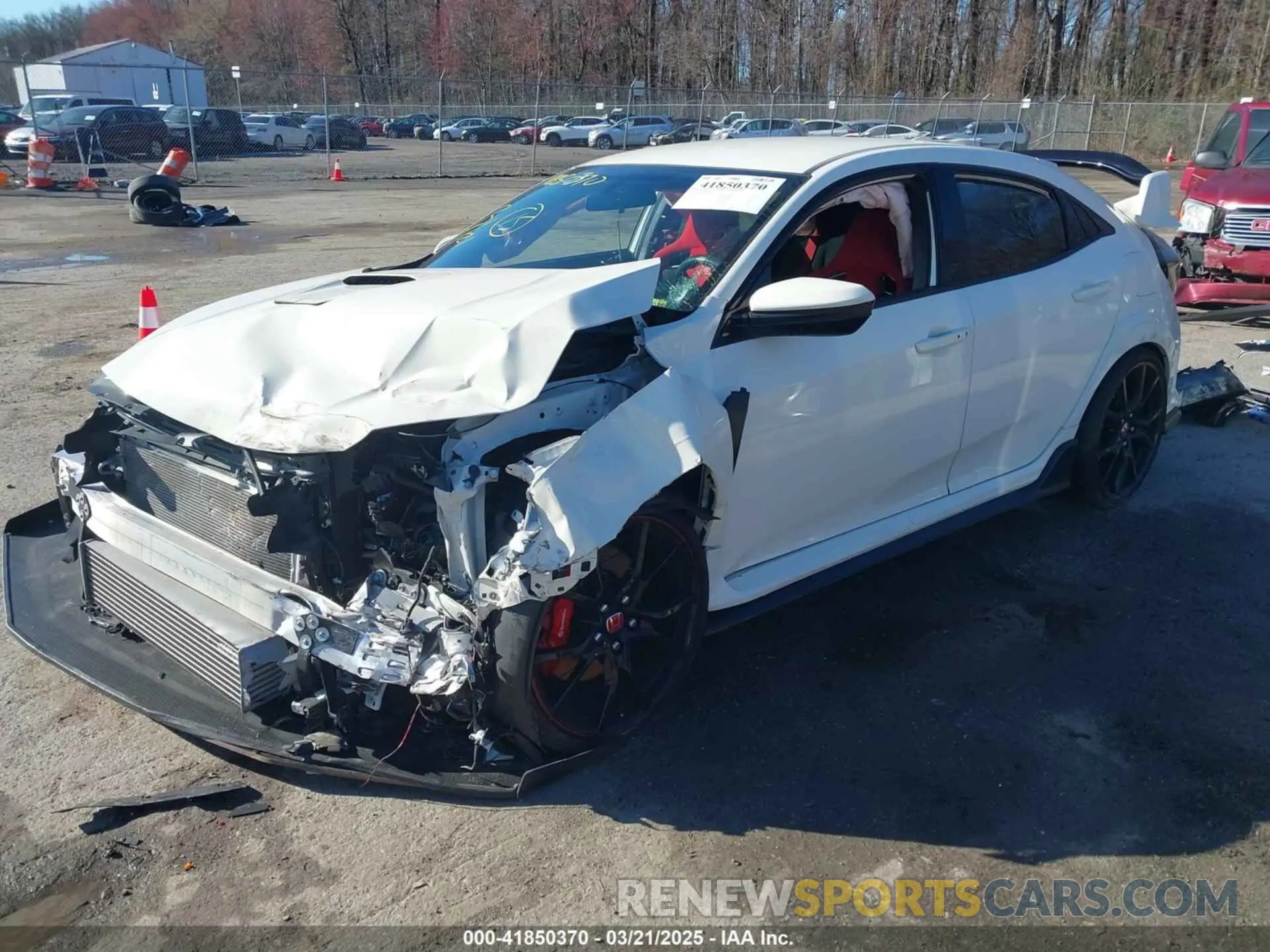 2 Photograph of a damaged car SHHFK8G73KU201772 HONDA CIVIC TYPE R 2019