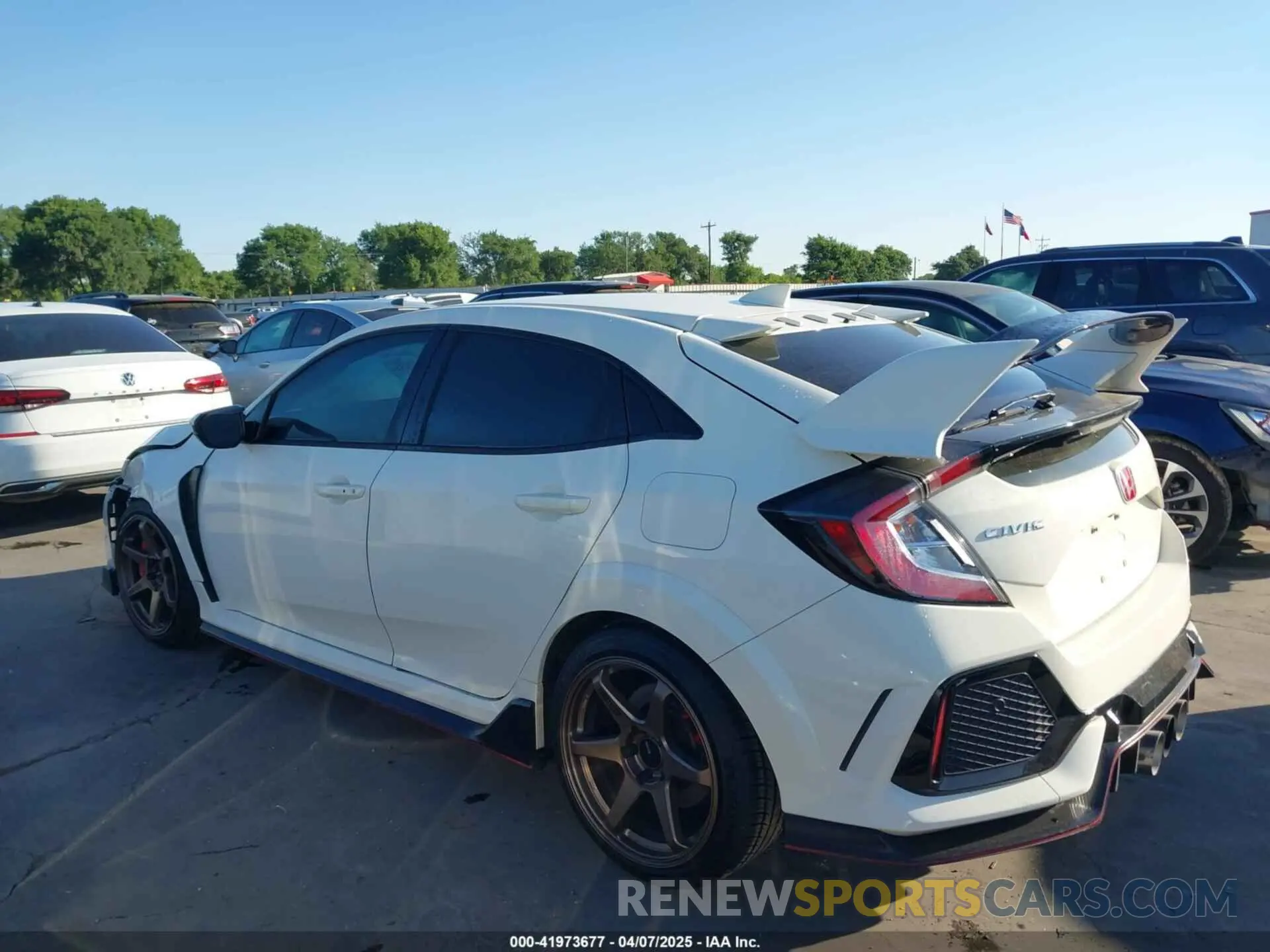 14 Photograph of a damaged car SHHFK8G75KU206732 HONDA CIVIC TYPE R 2019