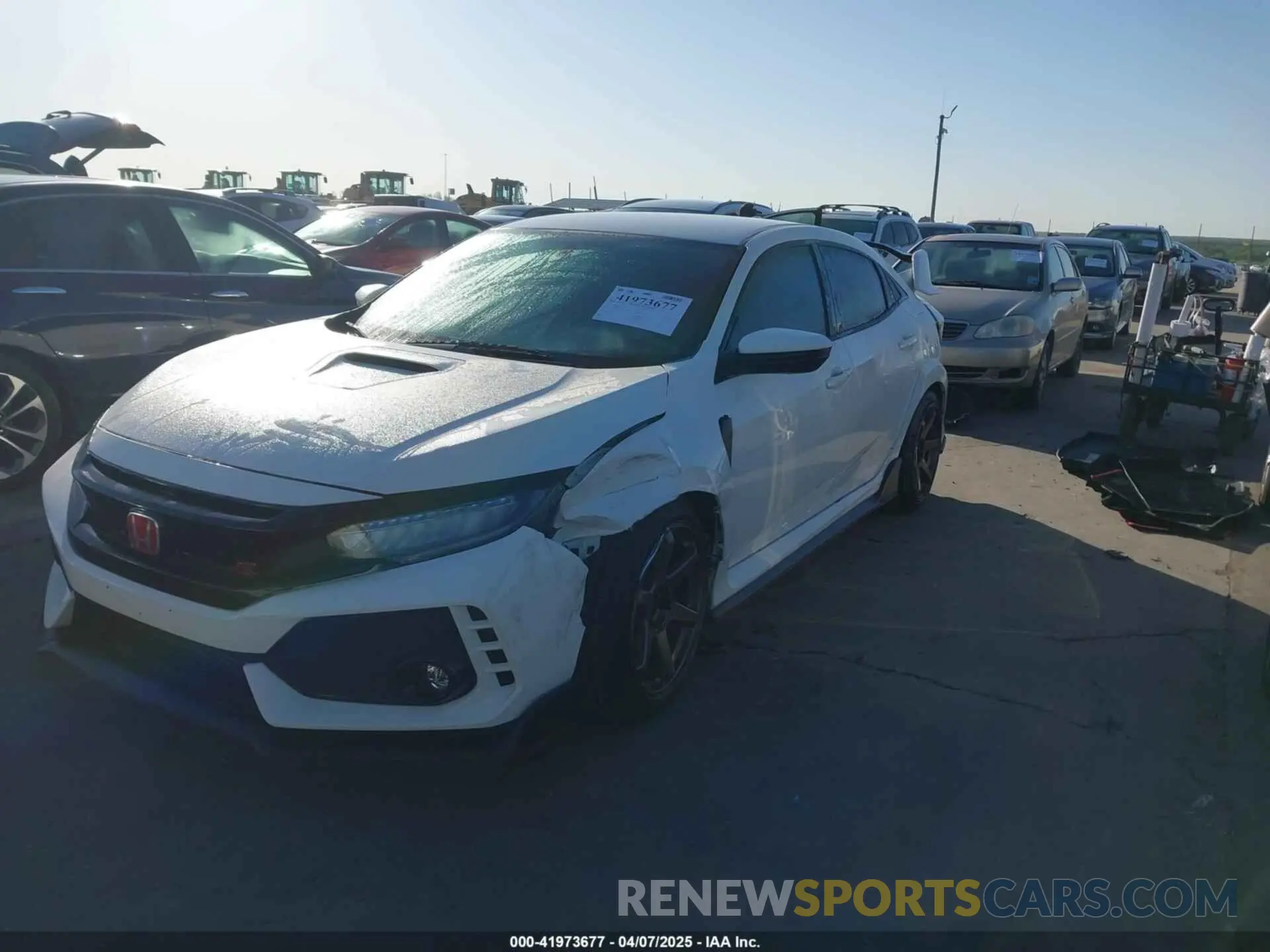 2 Photograph of a damaged car SHHFK8G75KU206732 HONDA CIVIC TYPE R 2019