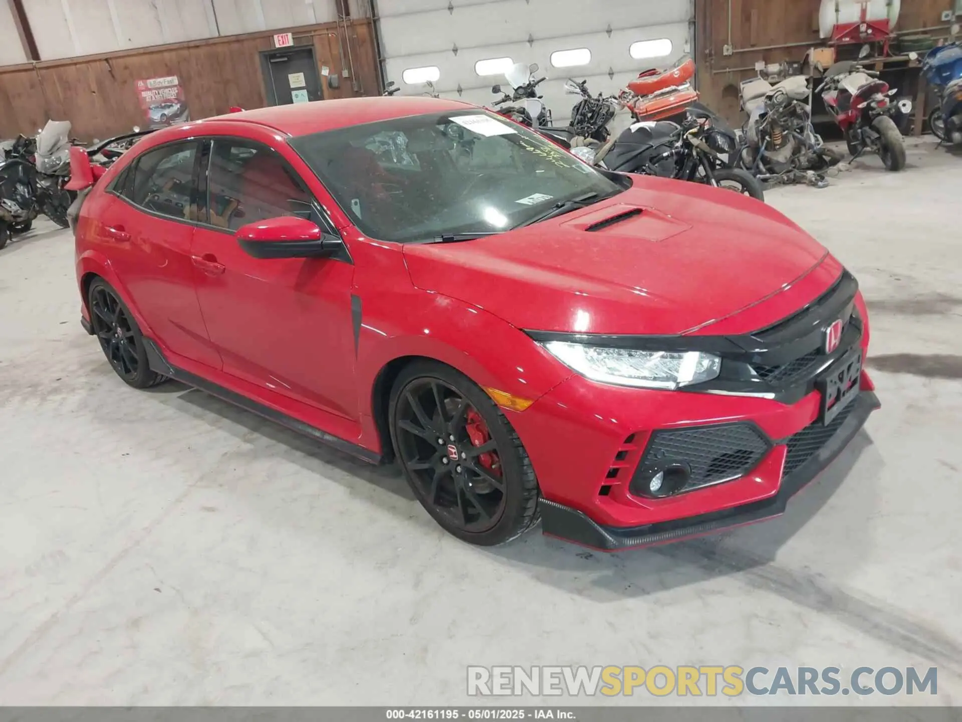 1 Photograph of a damaged car SHHFK8G79KU200674 HONDA CIVIC TYPE R 2019