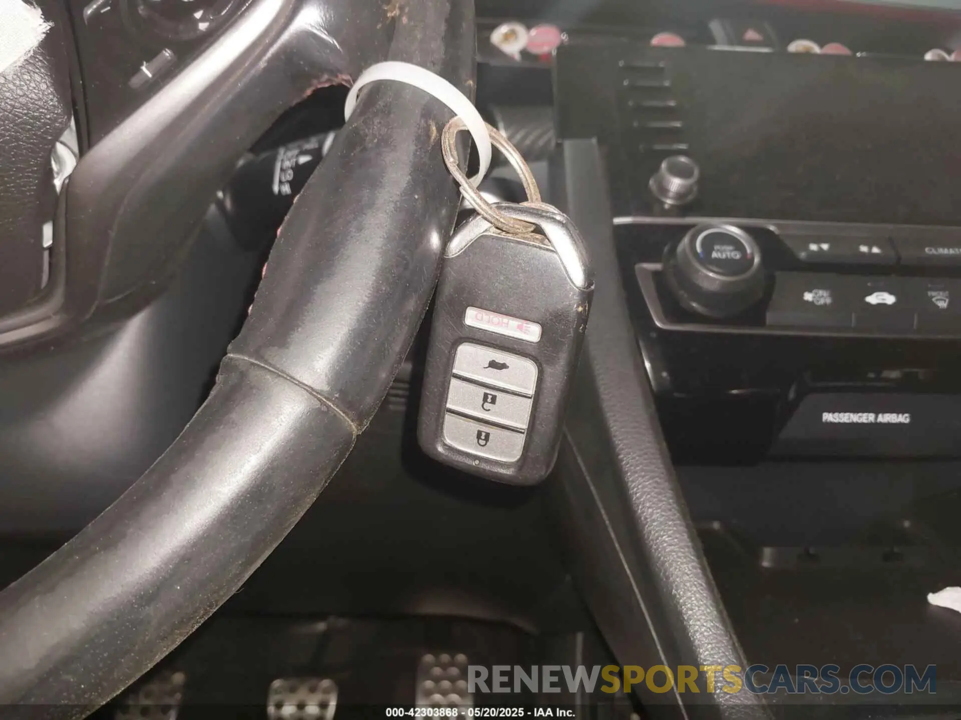 11 Photograph of a damaged car SHHFK8G79KU202943 HONDA CIVIC TYPE R 2019