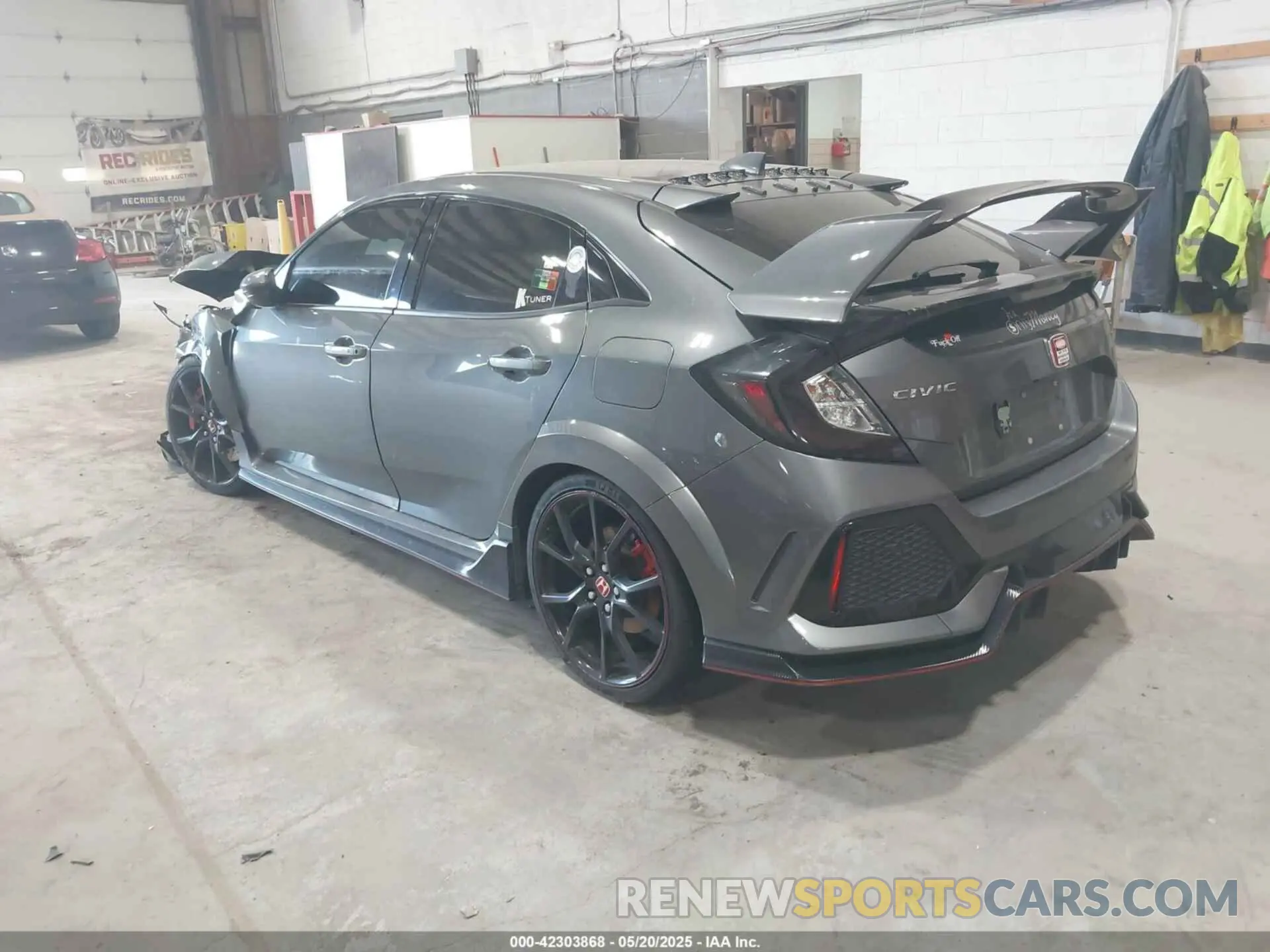 3 Photograph of a damaged car SHHFK8G79KU202943 HONDA CIVIC TYPE R 2019