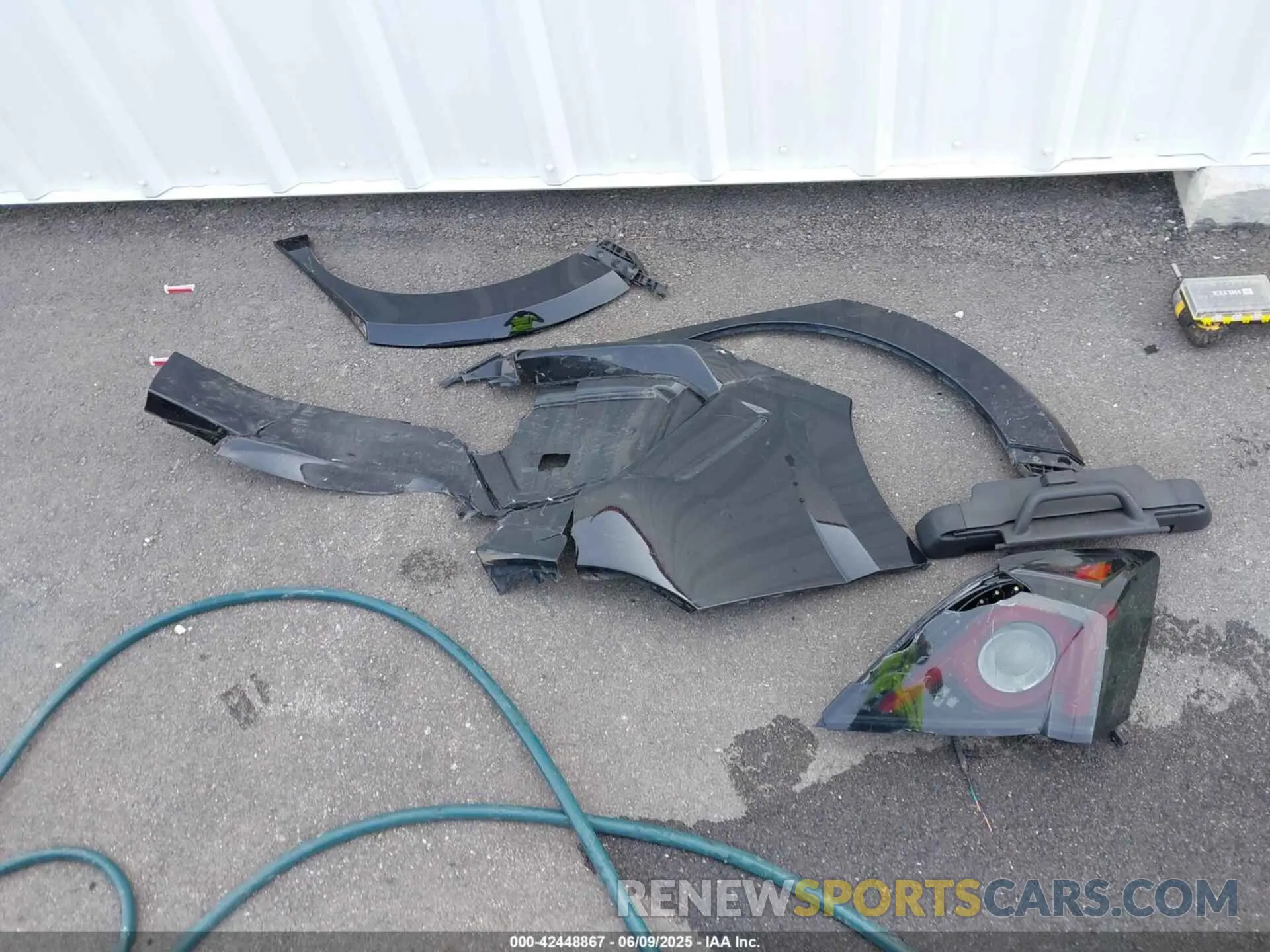 12 Photograph of a damaged car SHHFK8G7XKU202305 HONDA CIVIC TYPE R 2019