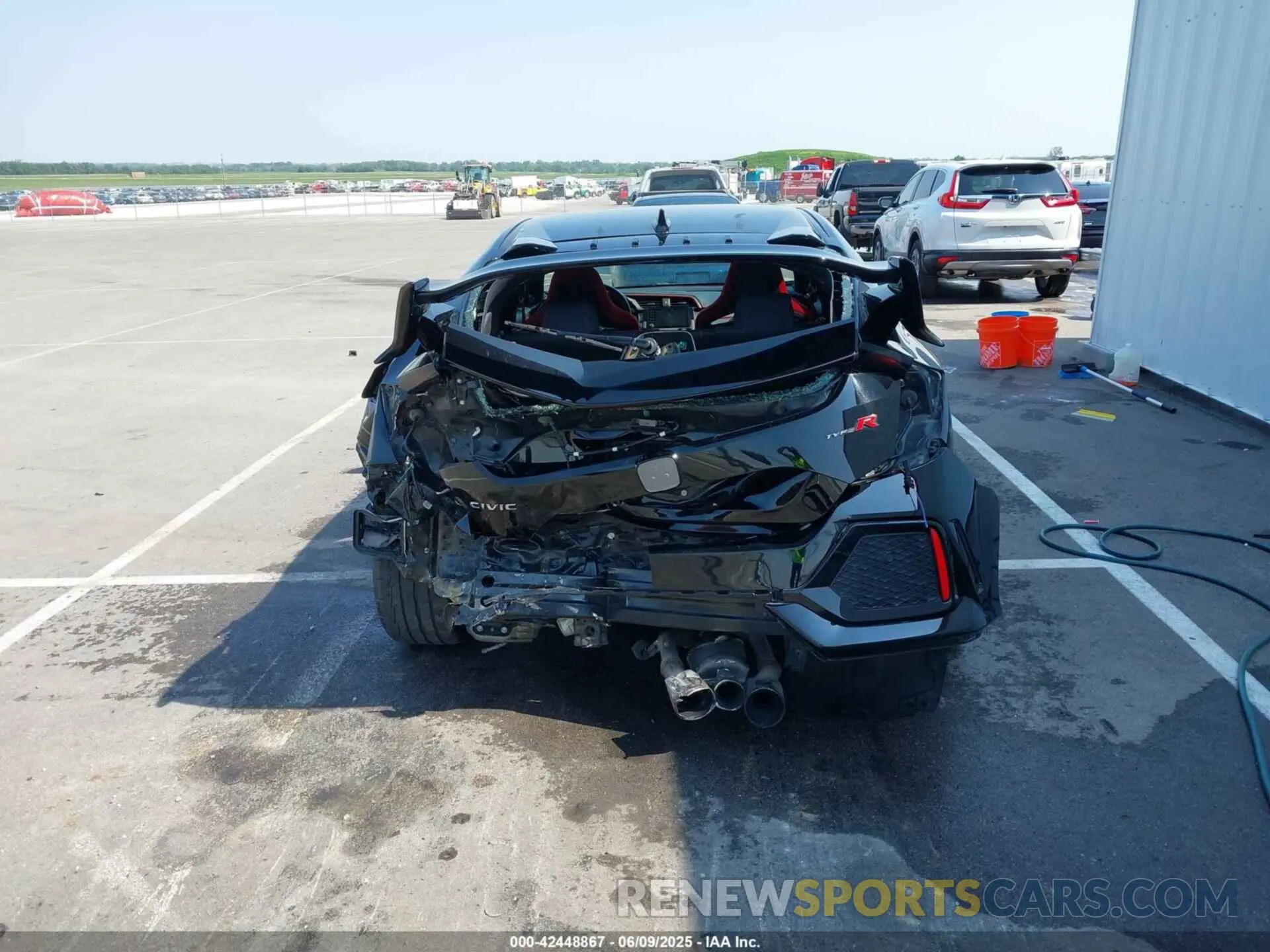 17 Photograph of a damaged car SHHFK8G7XKU202305 HONDA CIVIC TYPE R 2019