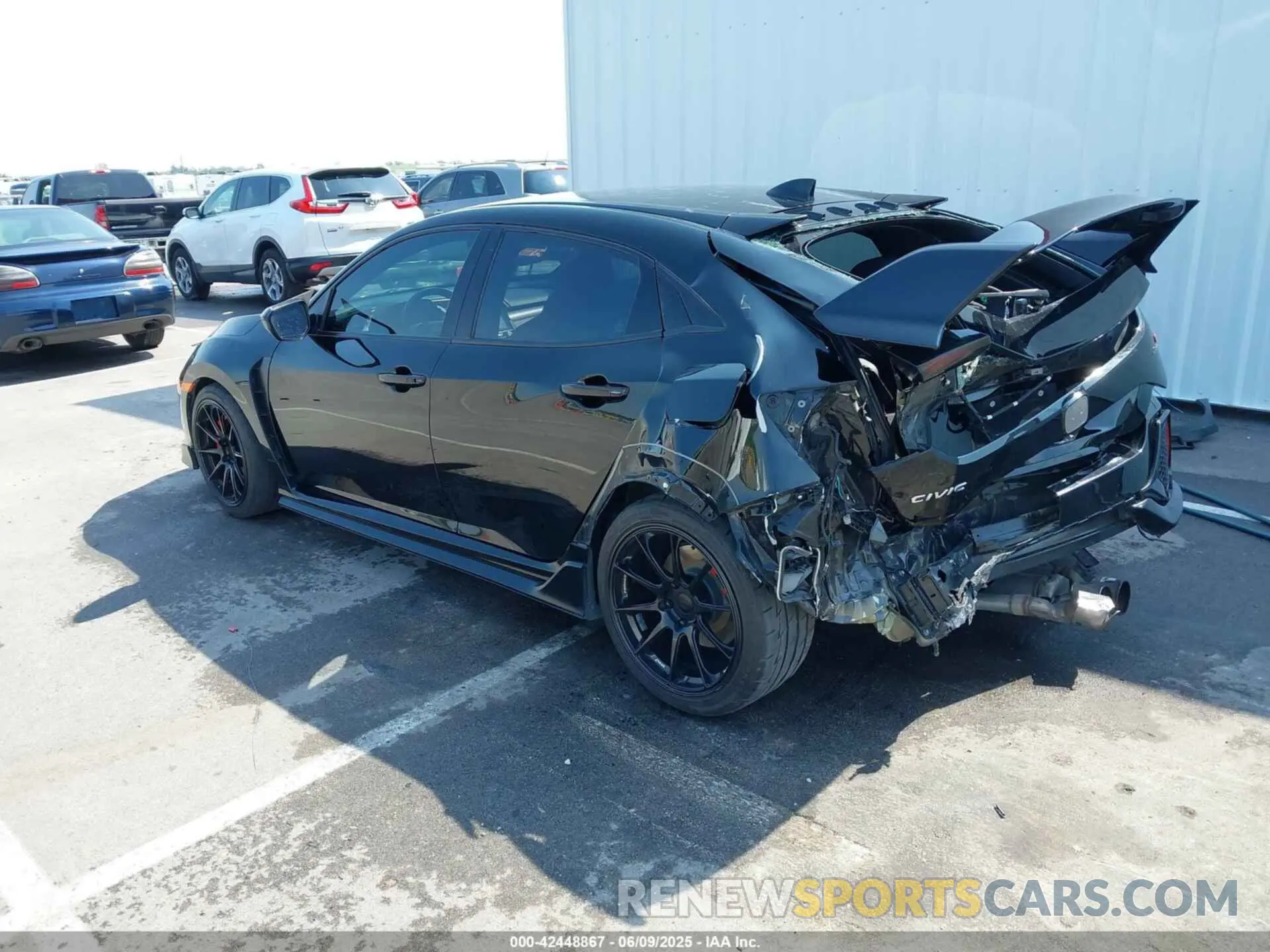 3 Photograph of a damaged car SHHFK8G7XKU202305 HONDA CIVIC TYPE R 2019
